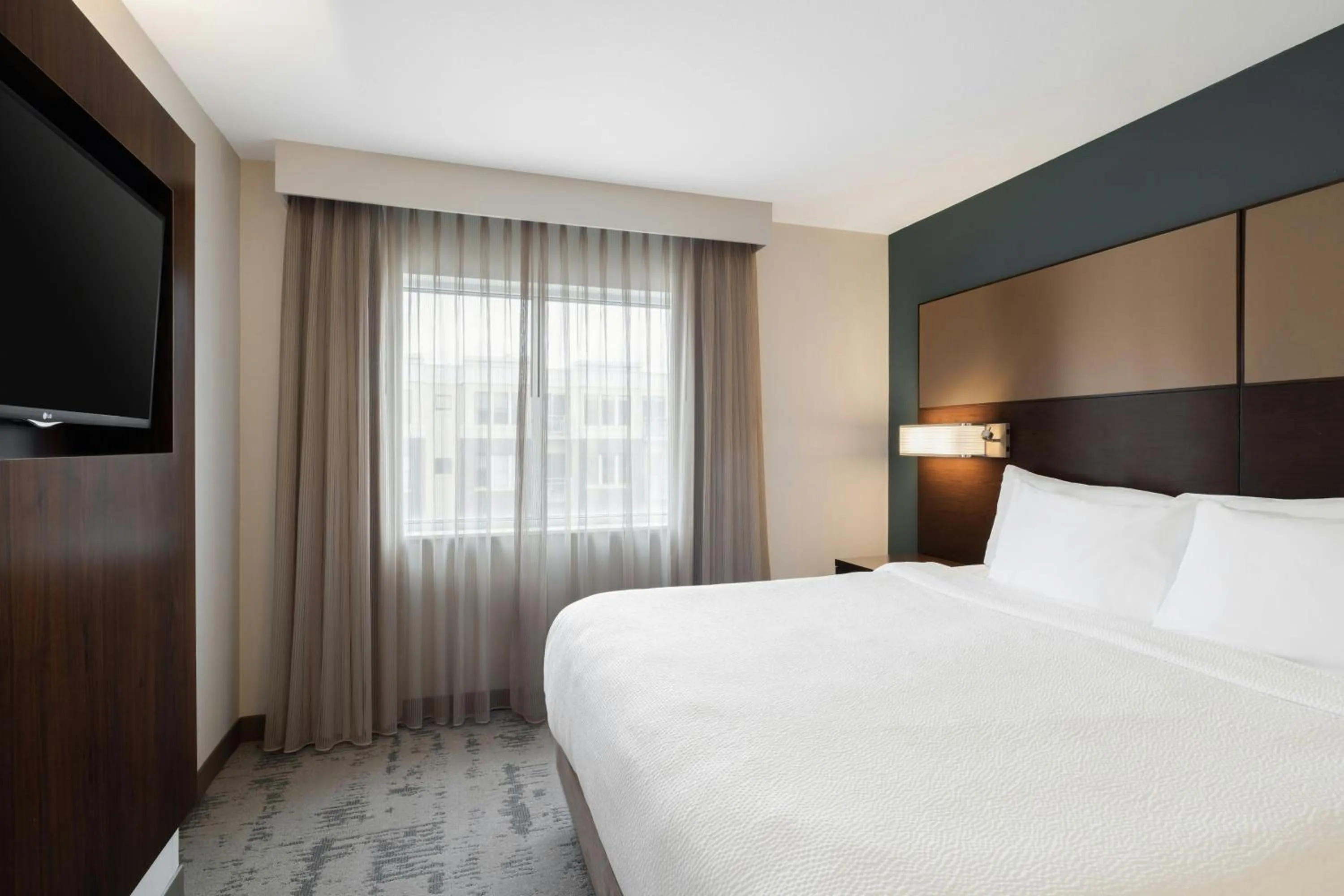 Bedroom, Bed in Residence Inn by Marriott Des Moines Downtown