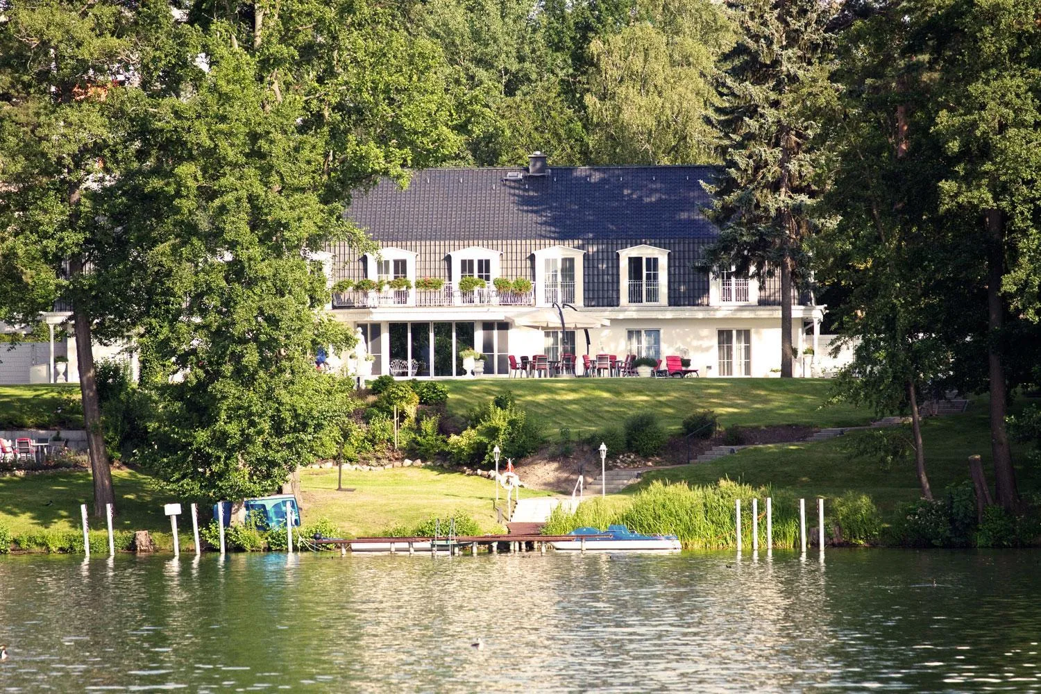 nook Lakehouse