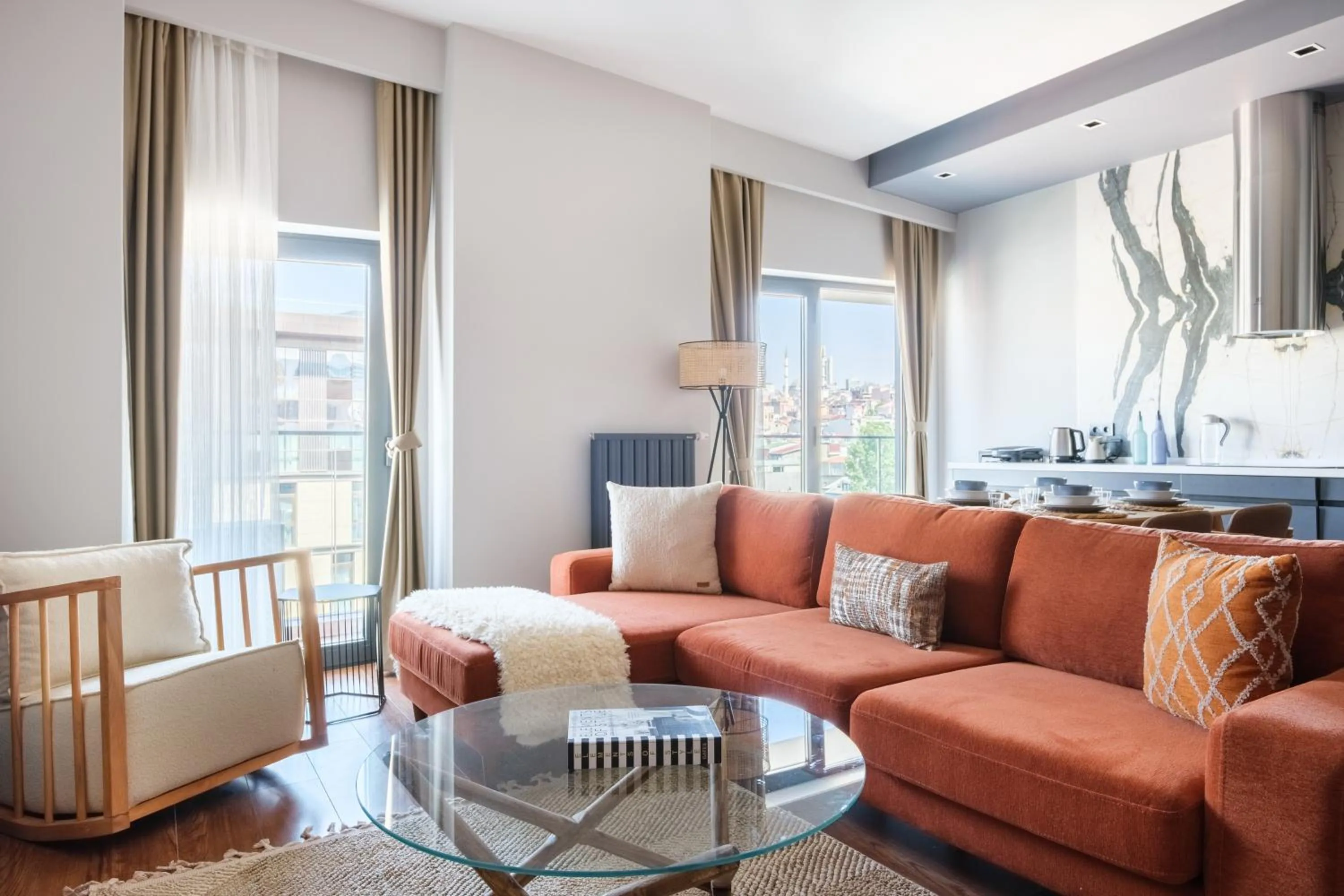 Living room in Benesta Residence by NewInn