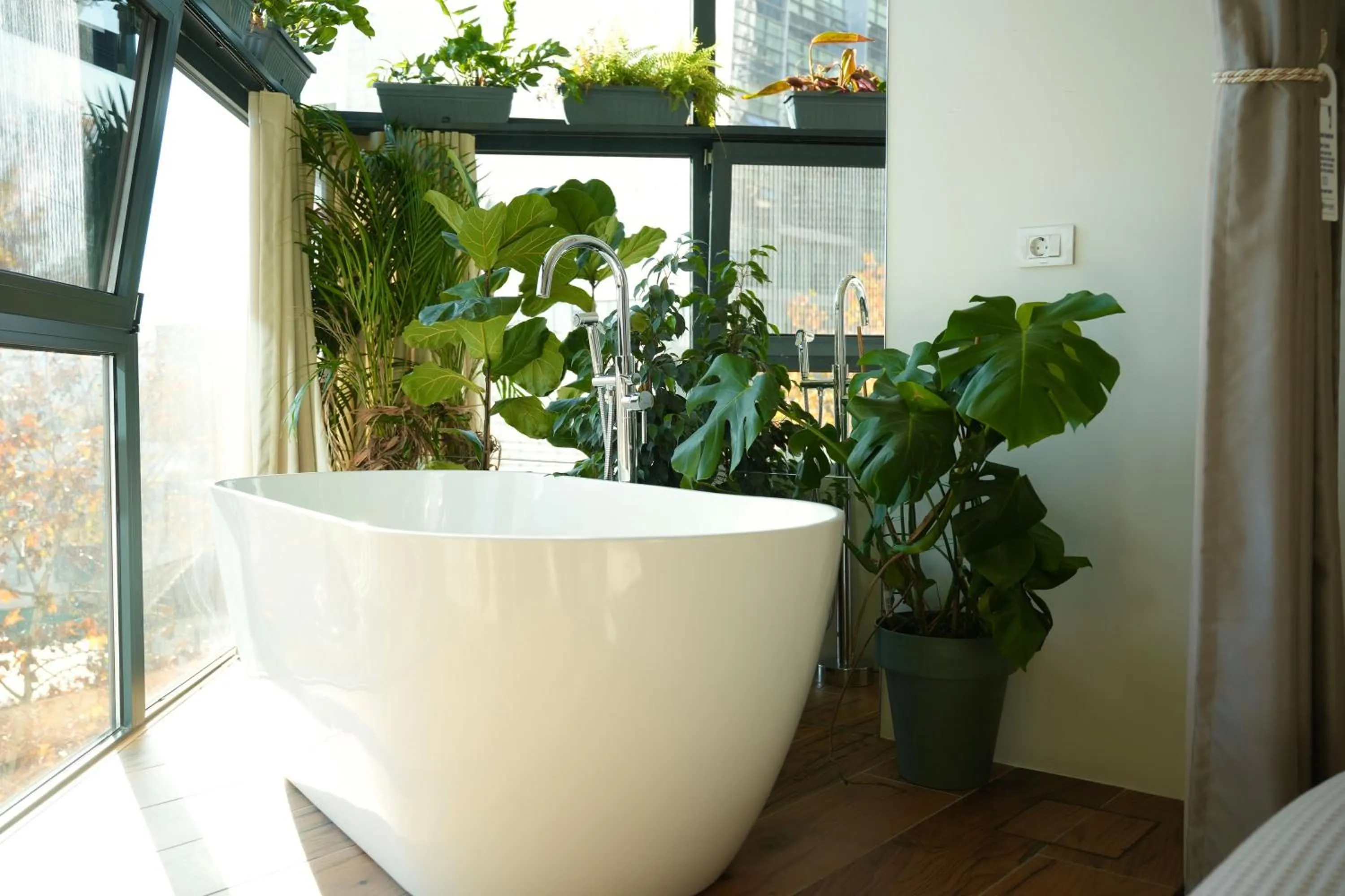 Bath in Retreat Apartments