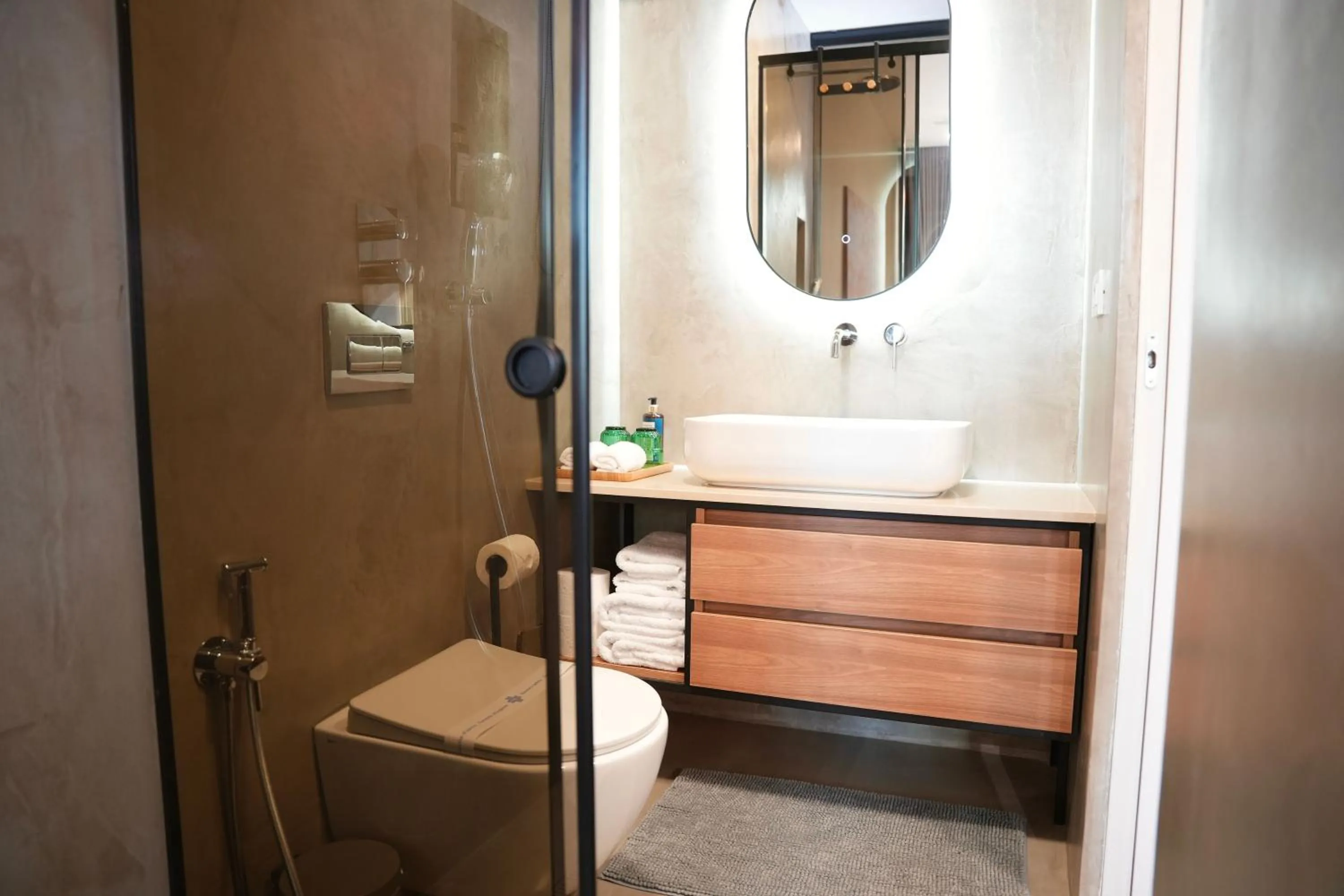 Shower in Retreat Apartments