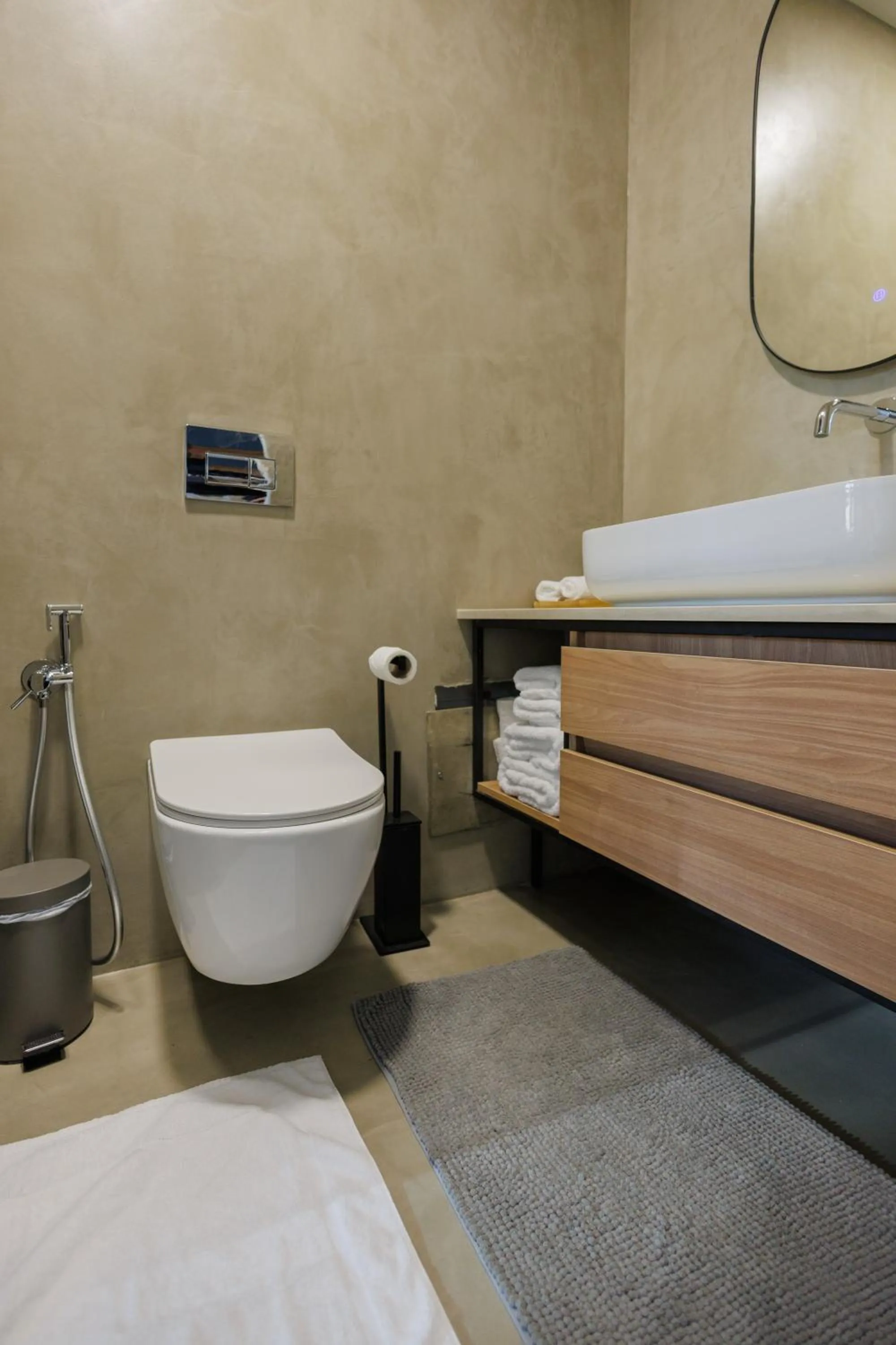 Bathroom in Retreat Apartments