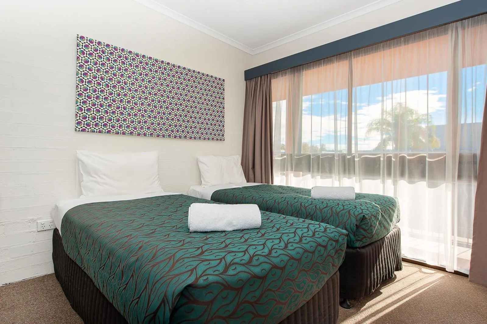 Bedroom, Bed in Winsor Park Motor Inn