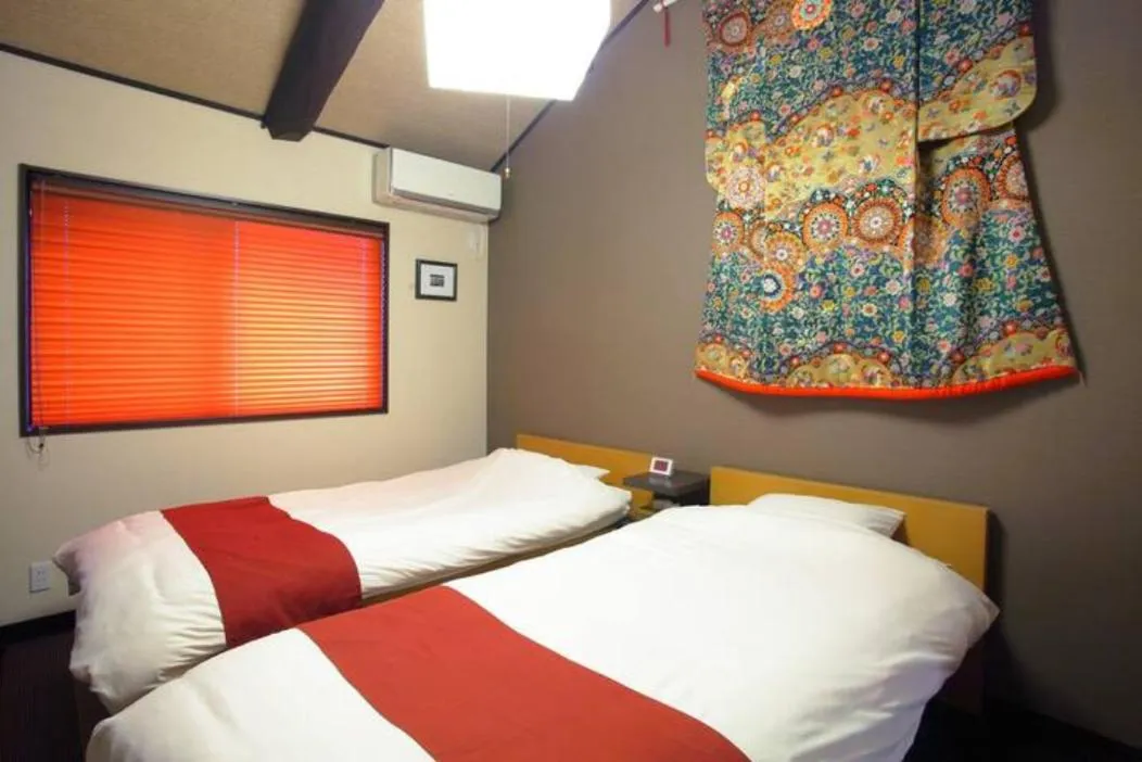 Bed in Kyo-Akari Inn