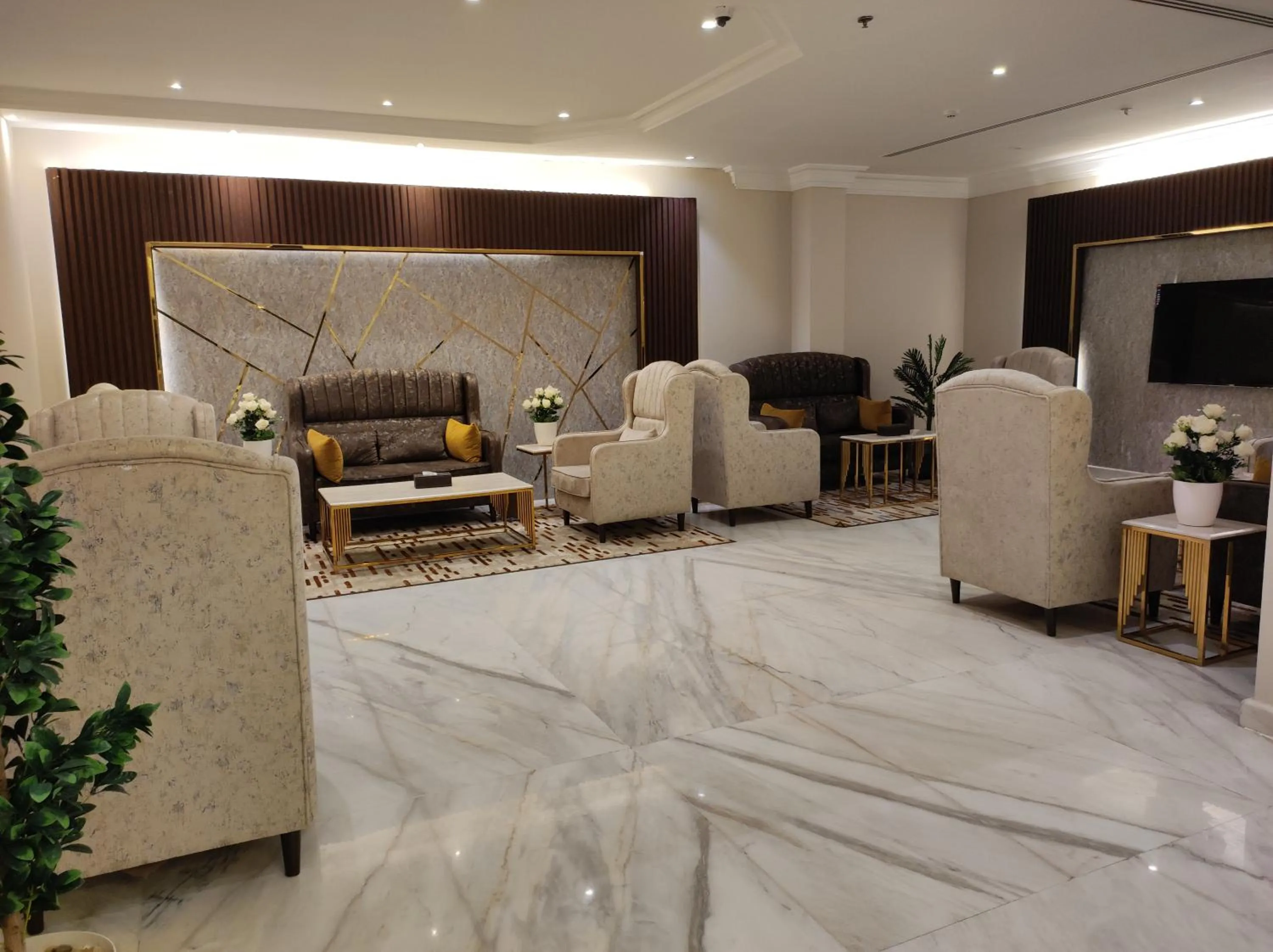 Lobby or reception in Burj Al Hayat Hotel Suites - Al Olaya