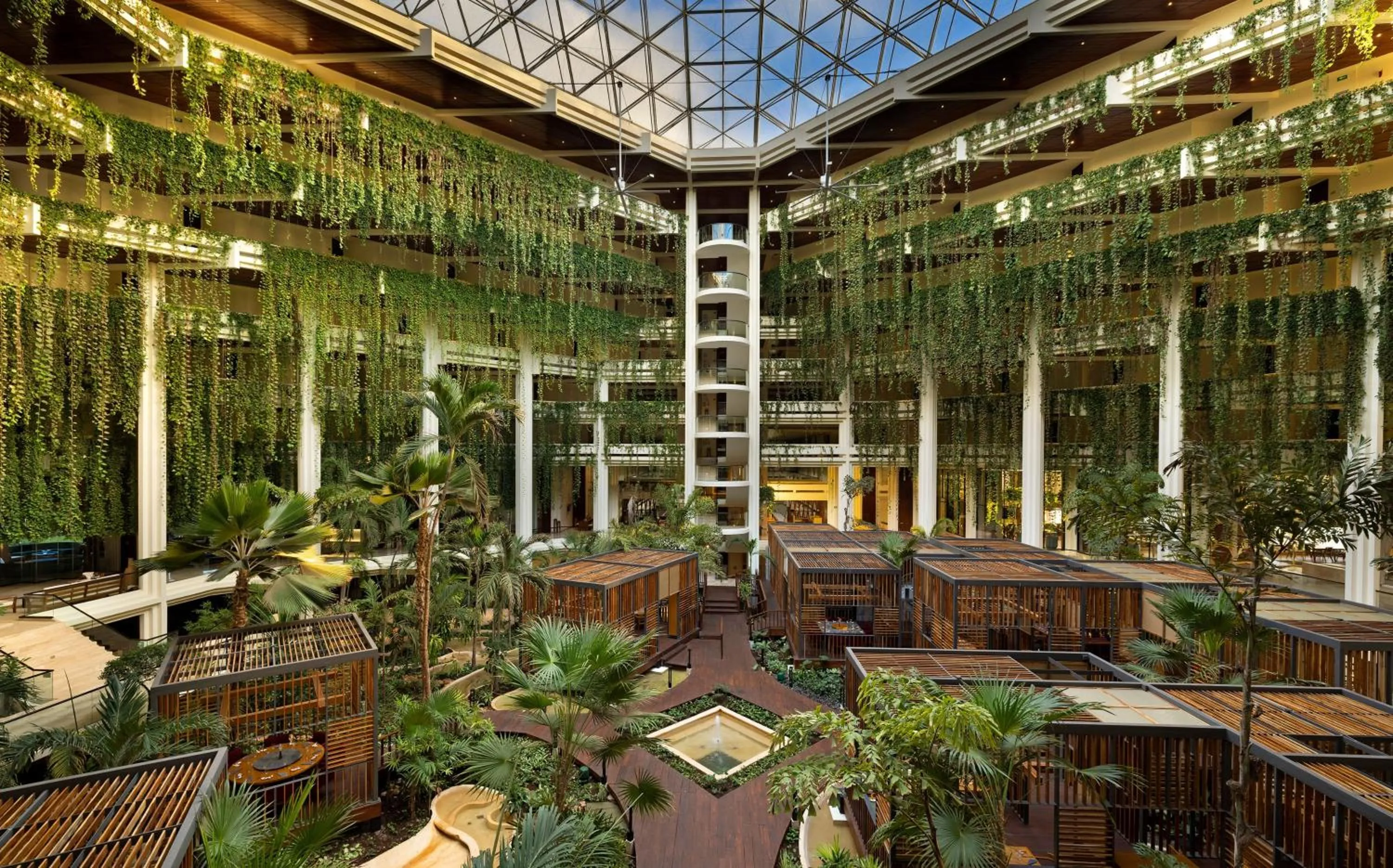 Property building in Paradisus Cancun All Inclusive - Grand Reopening coming soon