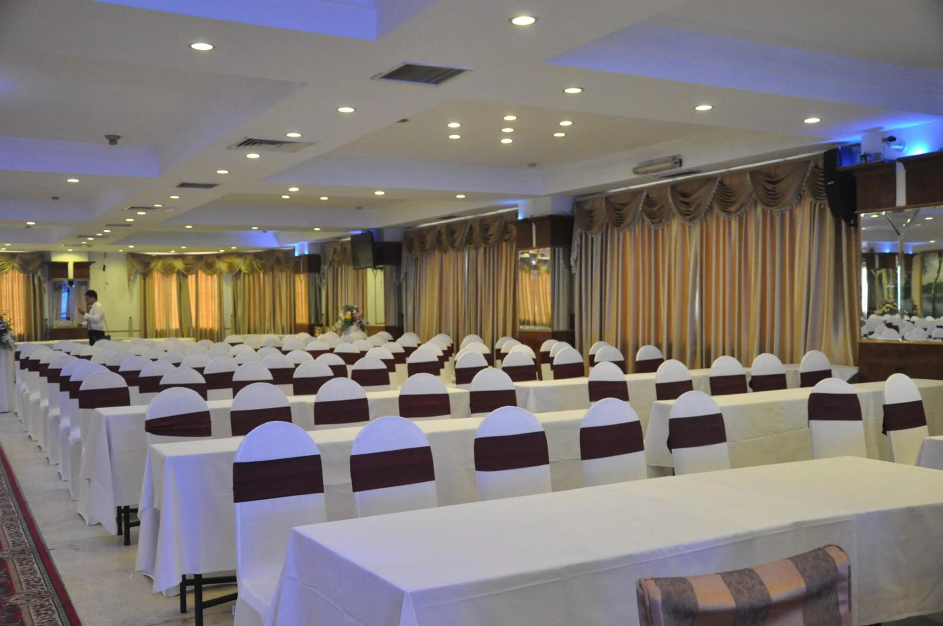 Banquet/Function facilities in Thien Hong - Arc En Ciel Hotel