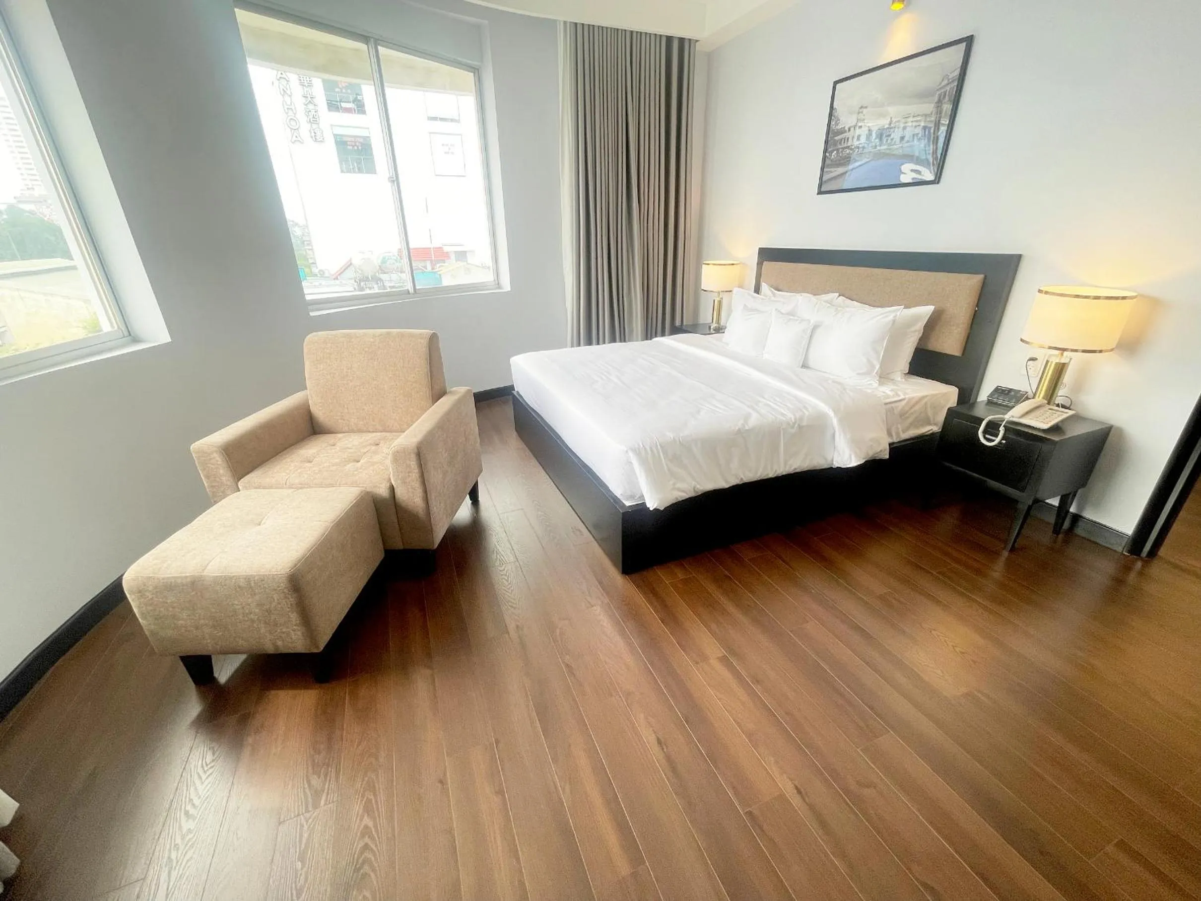 Bed in Thien Hong - Arc En Ciel Hotel