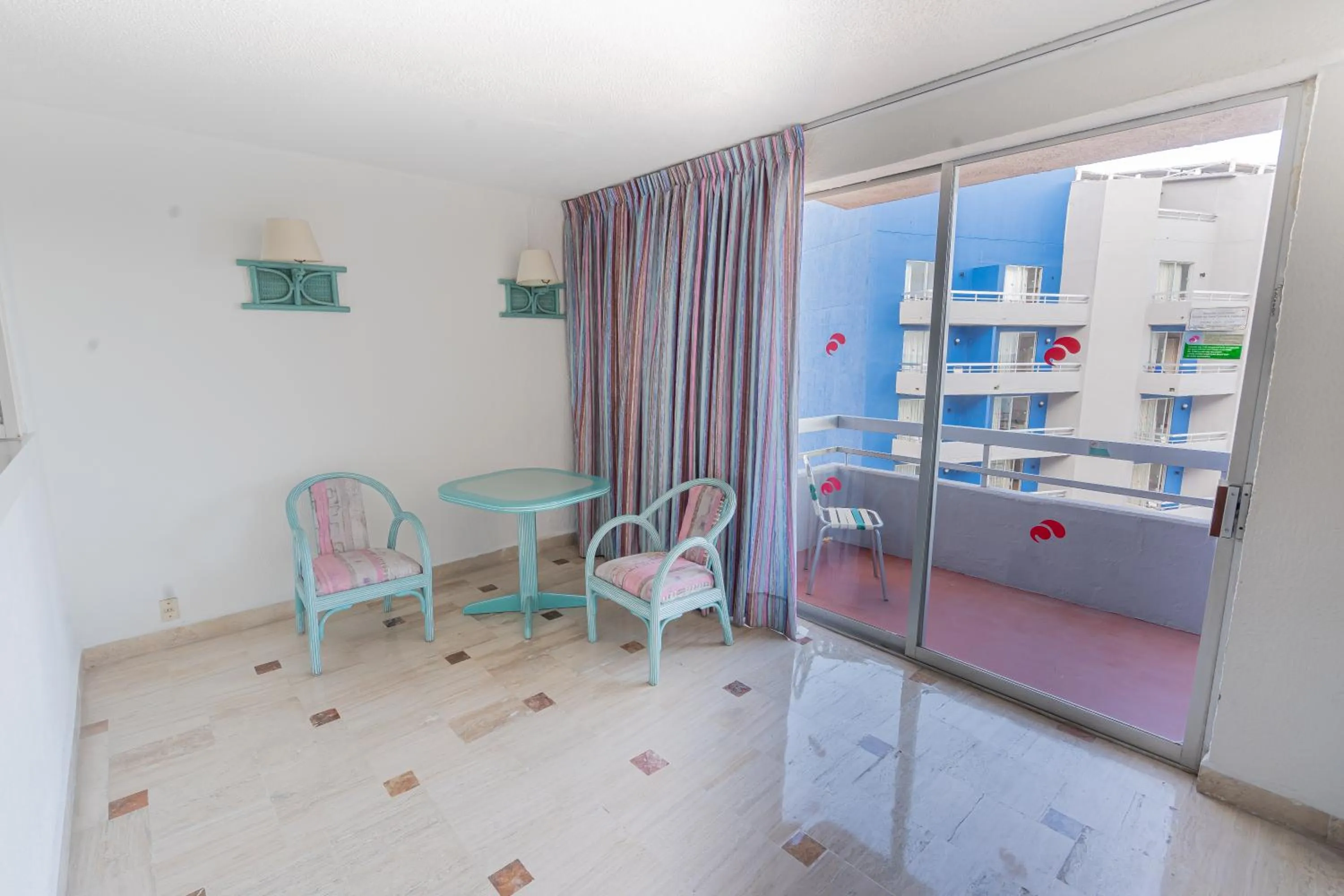 Living room in Playa Suites Acapulco