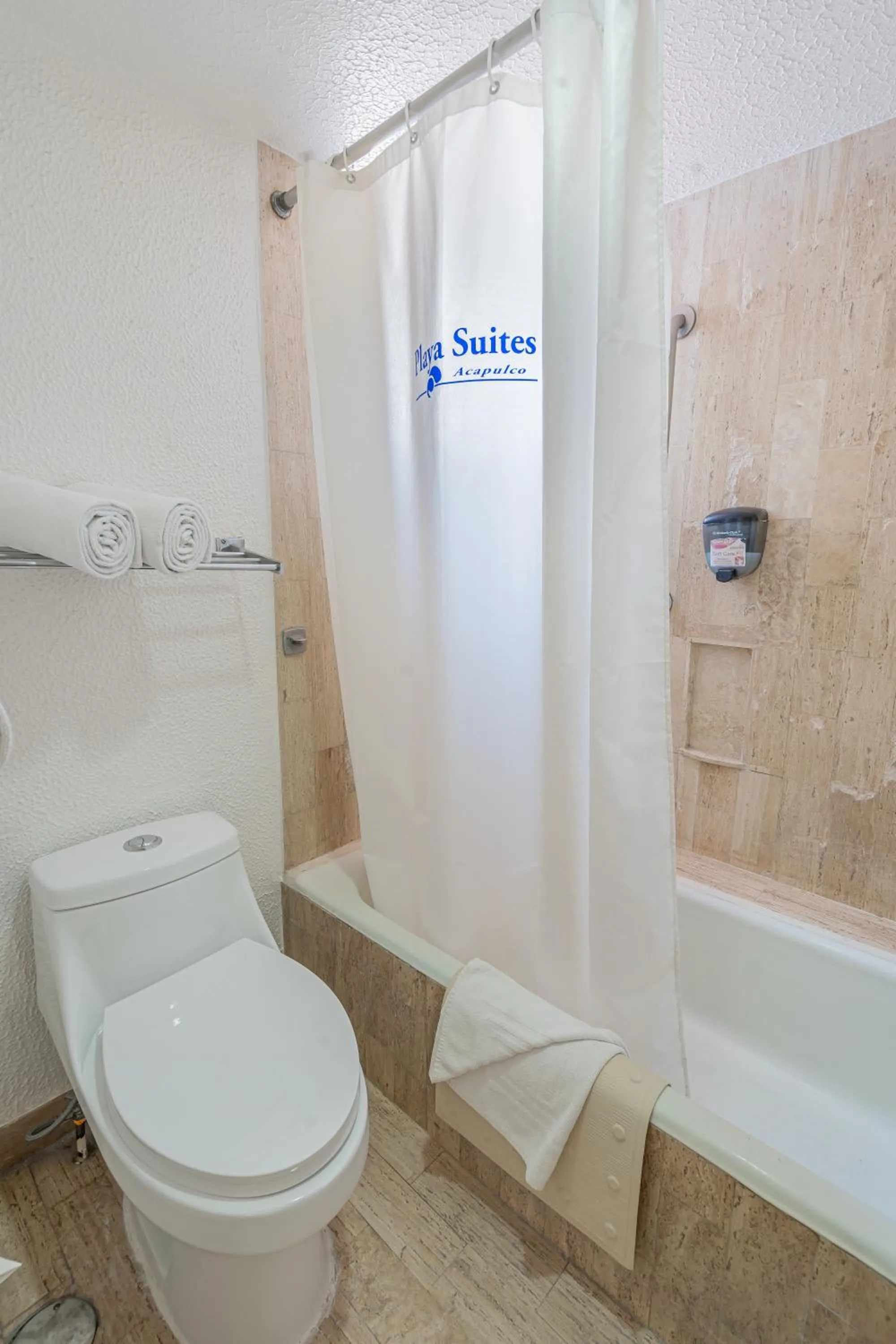 Bathroom in Playa Suites Acapulco
