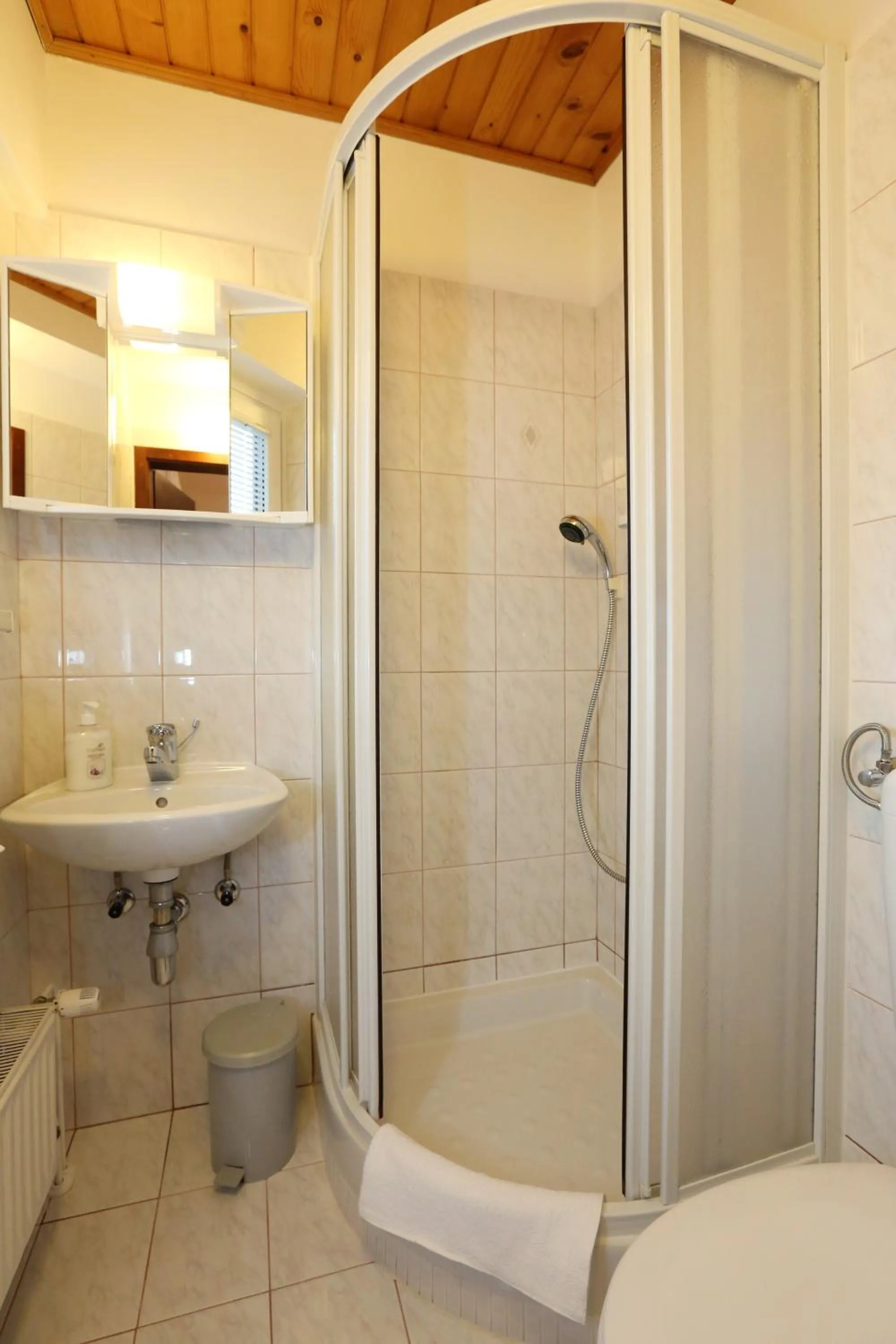 Bathroom in Accommodation Resman