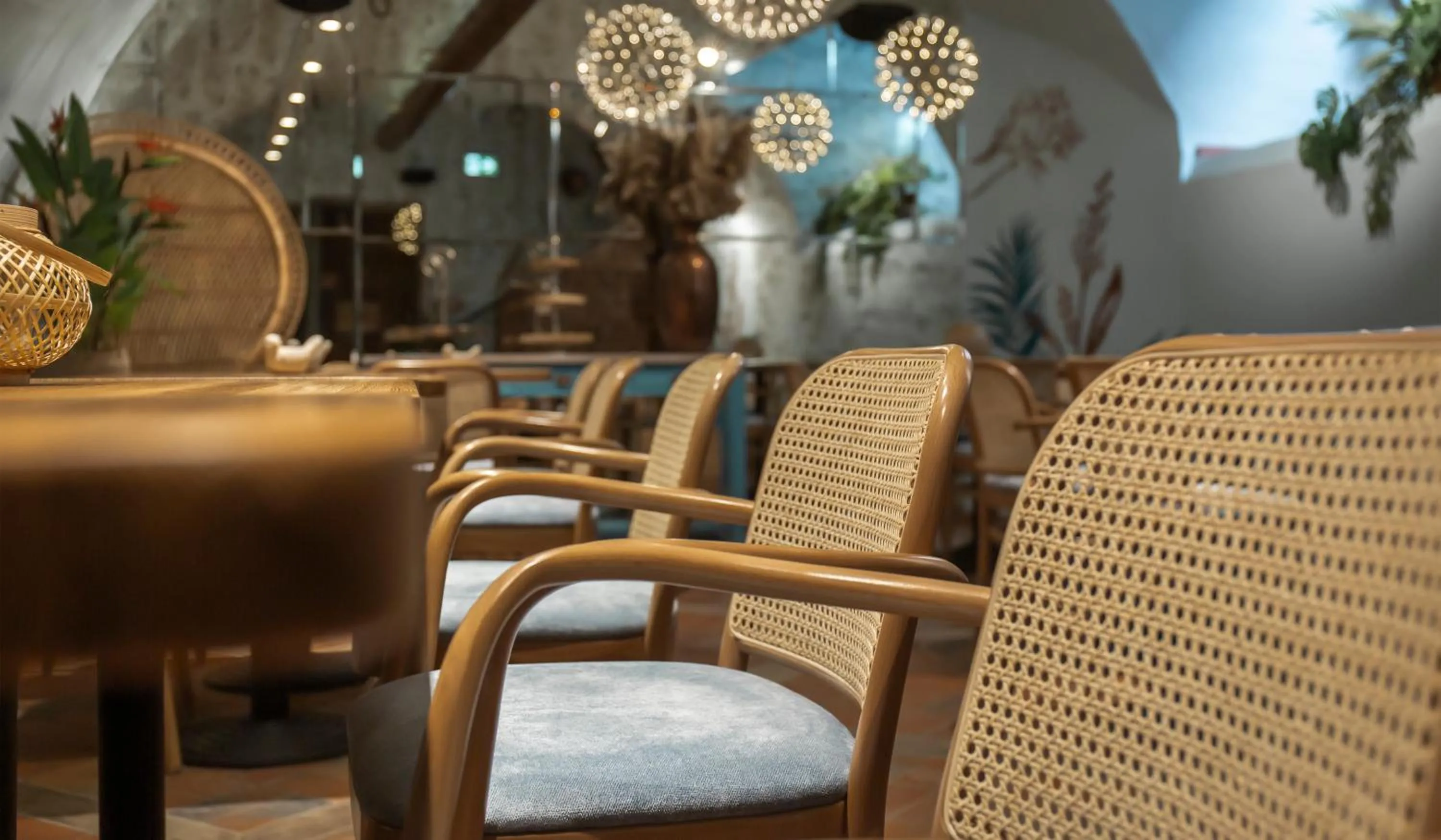 Restaurant/places to eat in Apartamenty Sowa Toruń