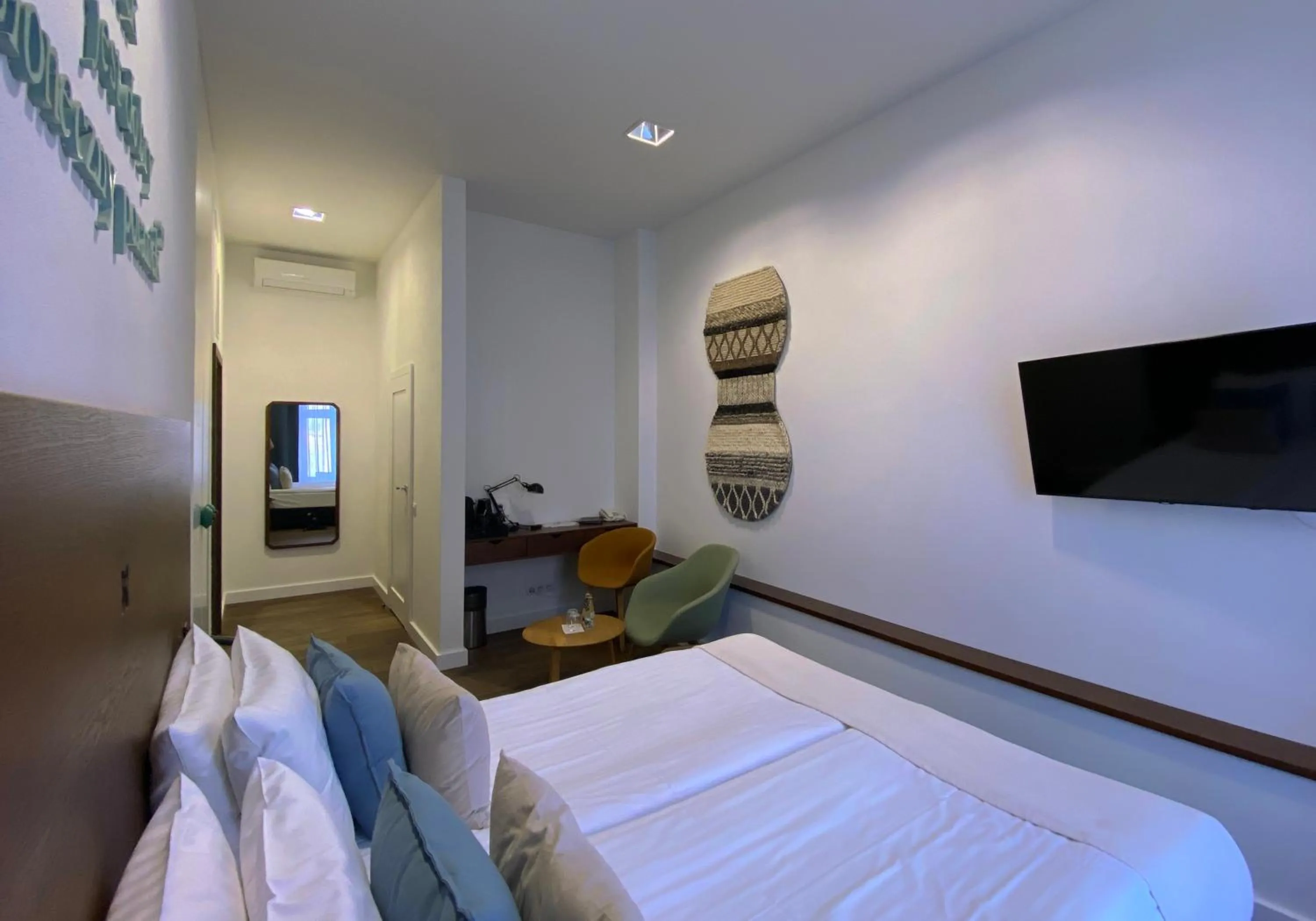 View (from property/room), Bed in Apartamenty Sowa Toruń