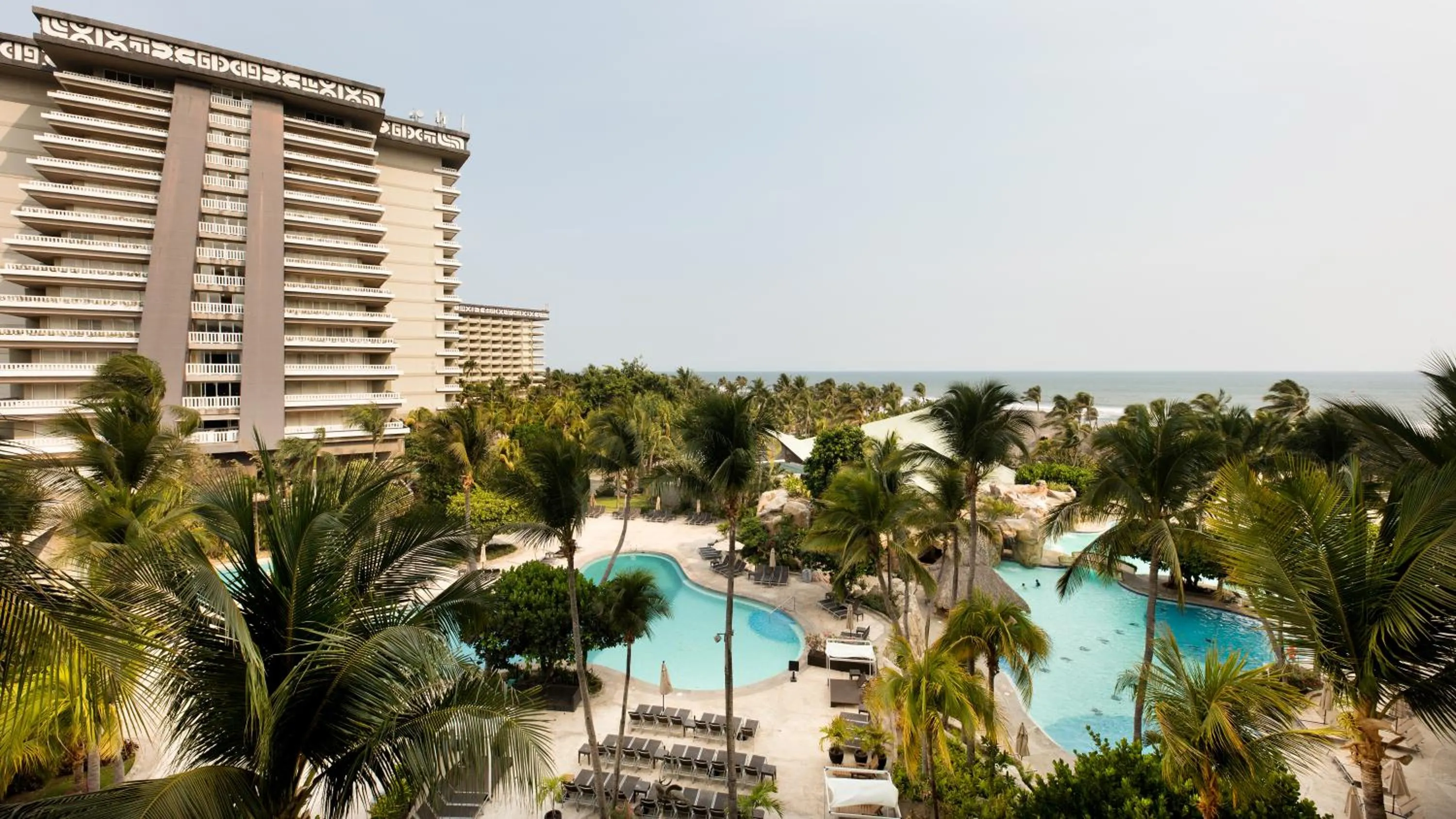 Pool view in Princess Mundo Imperial Riviera Diamante Acapulco