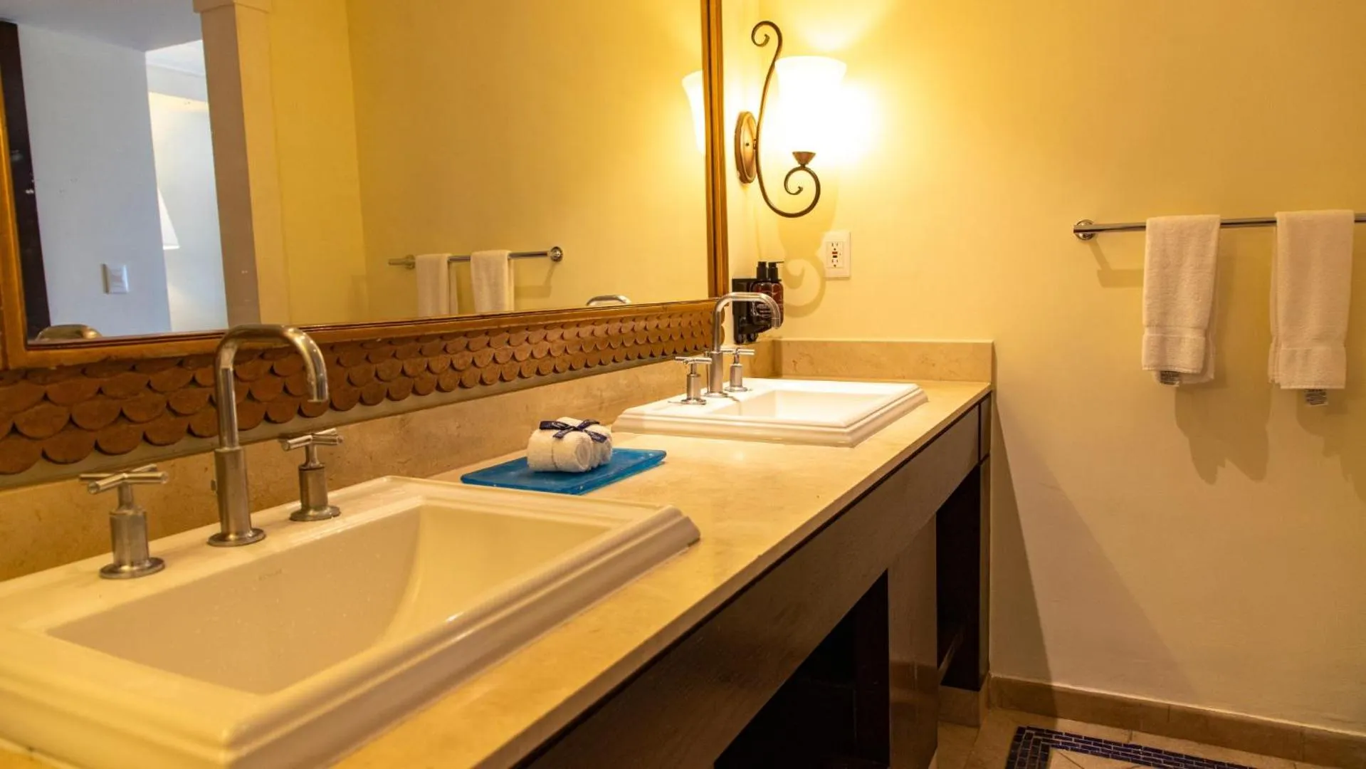 Bathroom in Princess Mundo Imperial Riviera Diamante Acapulco