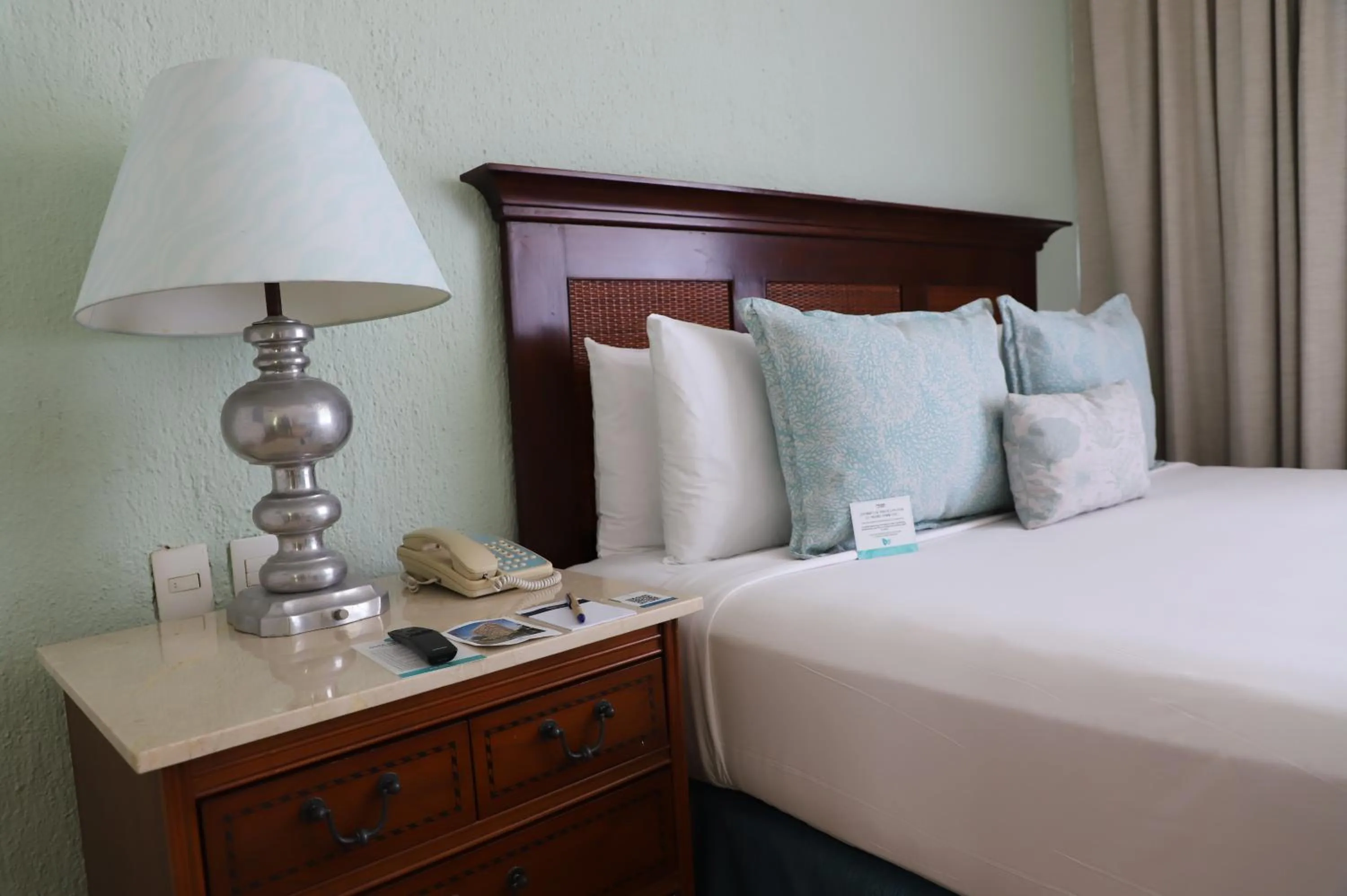 Bed in Pierre Mundo Imperial Riviera Diamante Acapulco