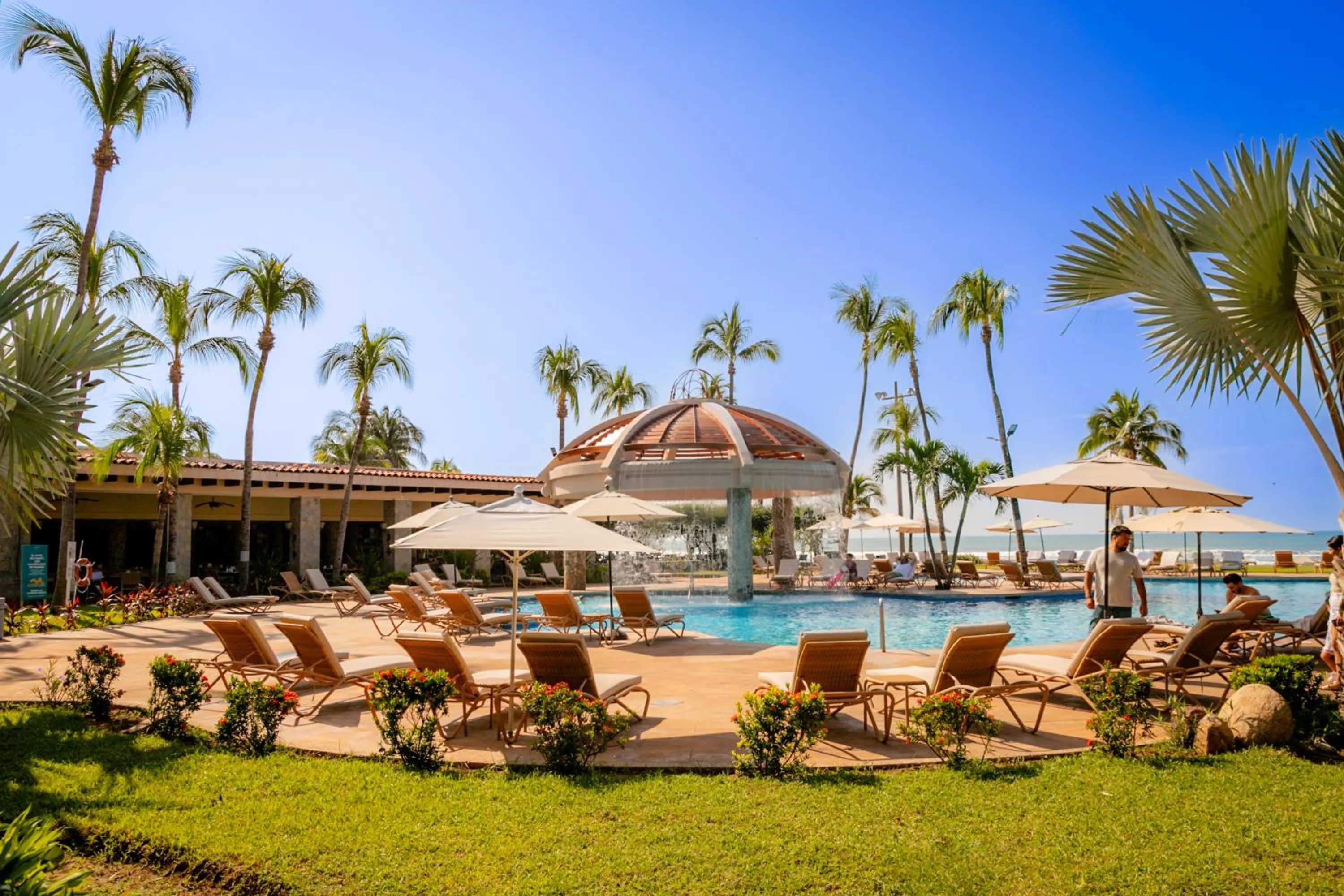 Pierre Mundo Imperial Riviera Diamante Acapulco