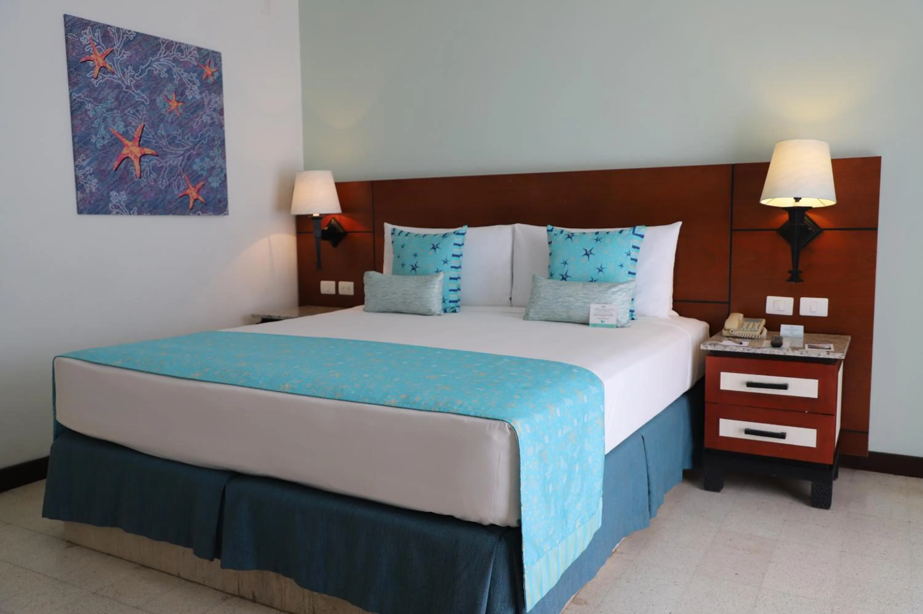 Bed in Pierre Mundo Imperial Riviera Diamante Acapulco