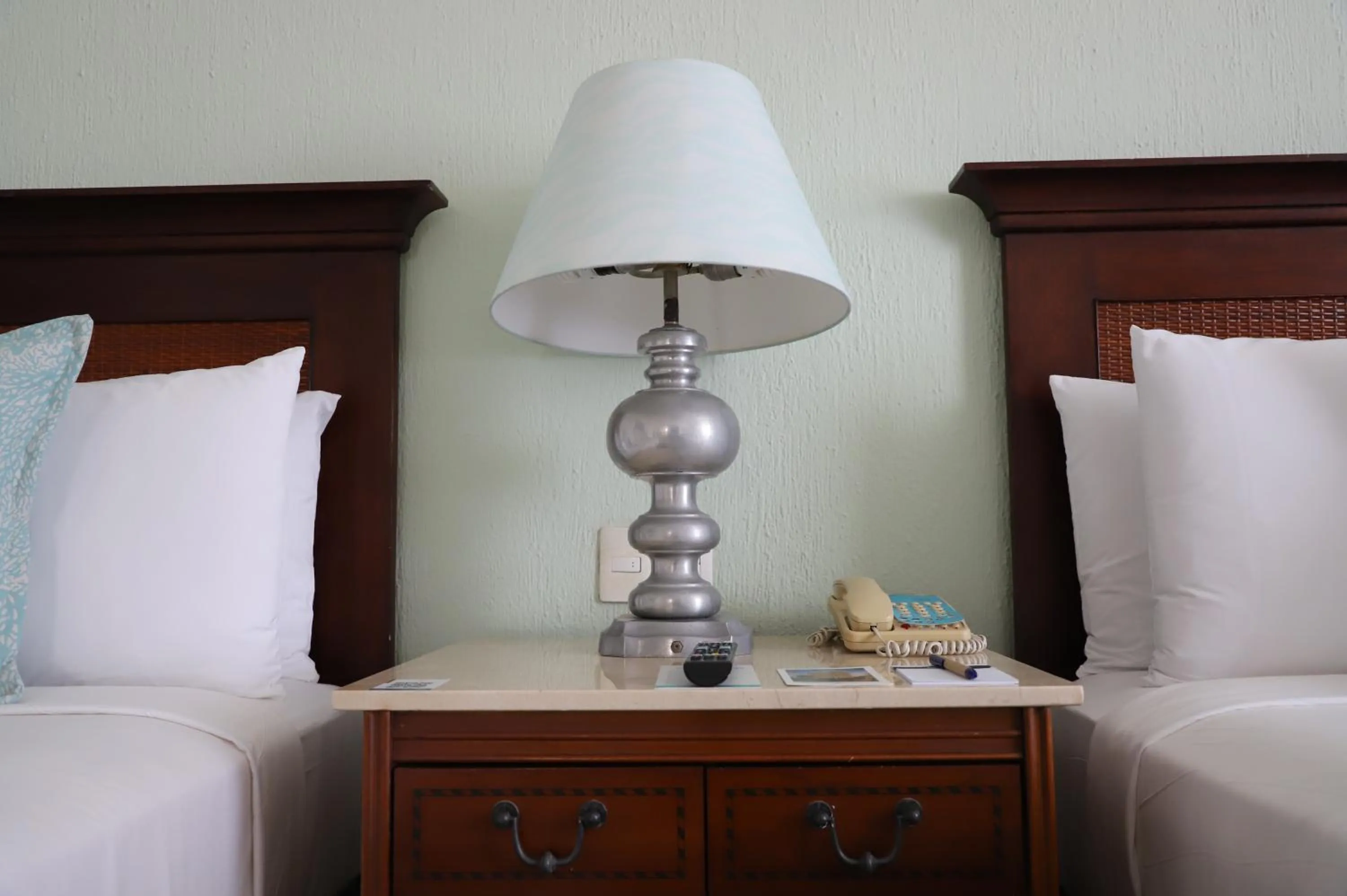 Bed in Pierre Mundo Imperial Riviera Diamante Acapulco