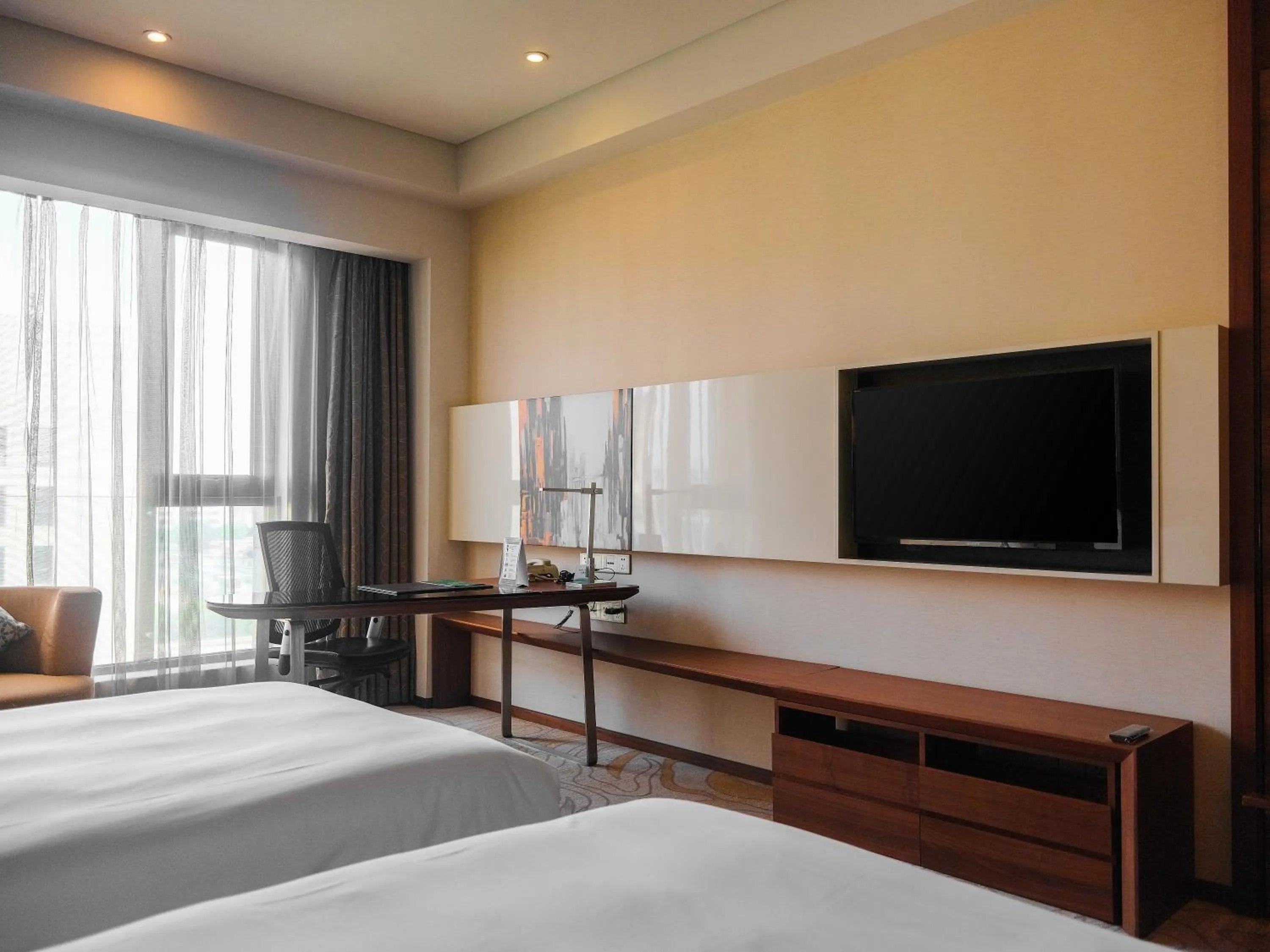 Bed in Holiday Inn Shanghai Hongqiao by IHG - near by Hongqiao Airport & NECC