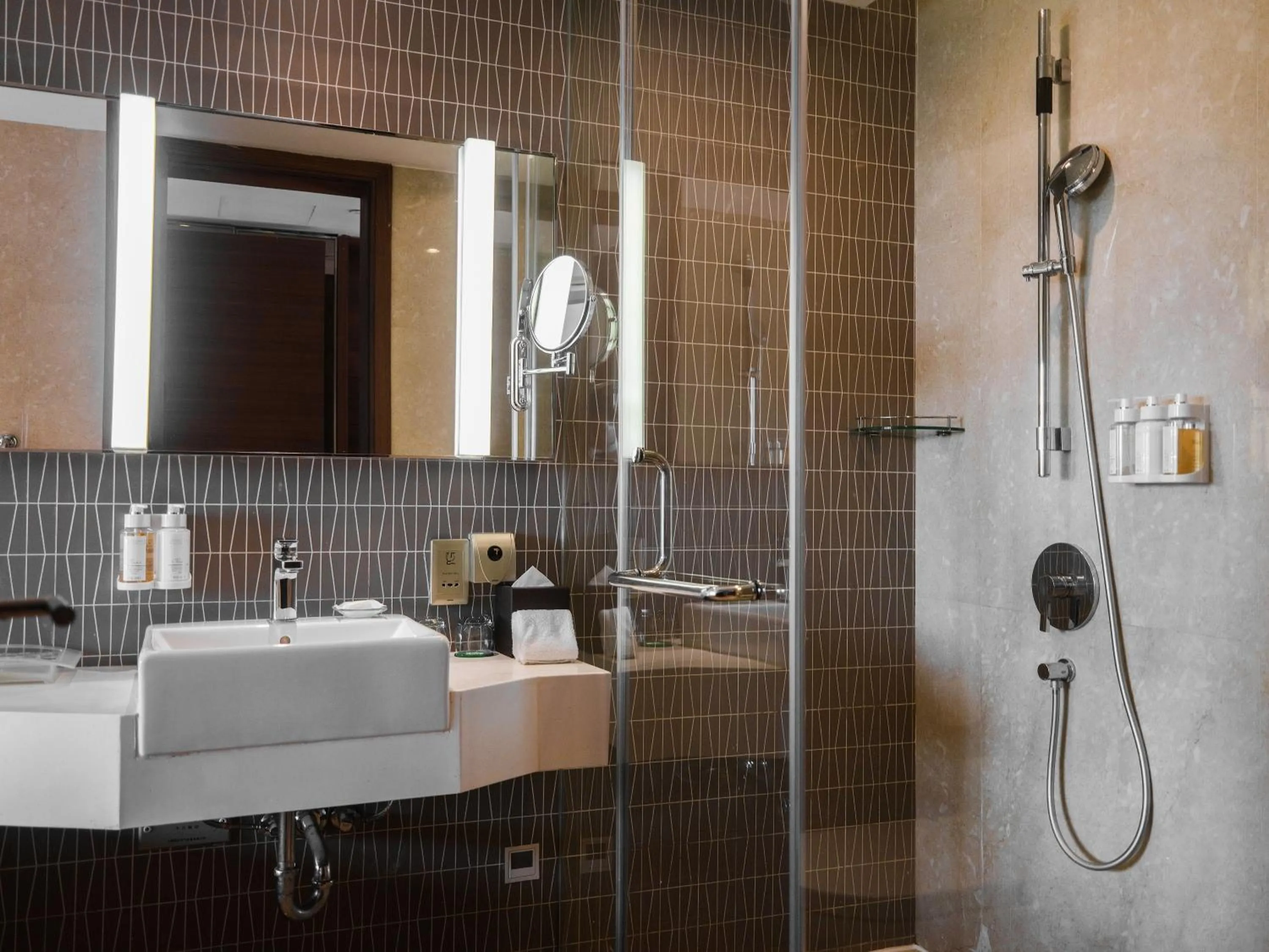 Bathroom in Holiday Inn Shanghai Hongqiao by IHG - near by Hongqiao Airport & NECC