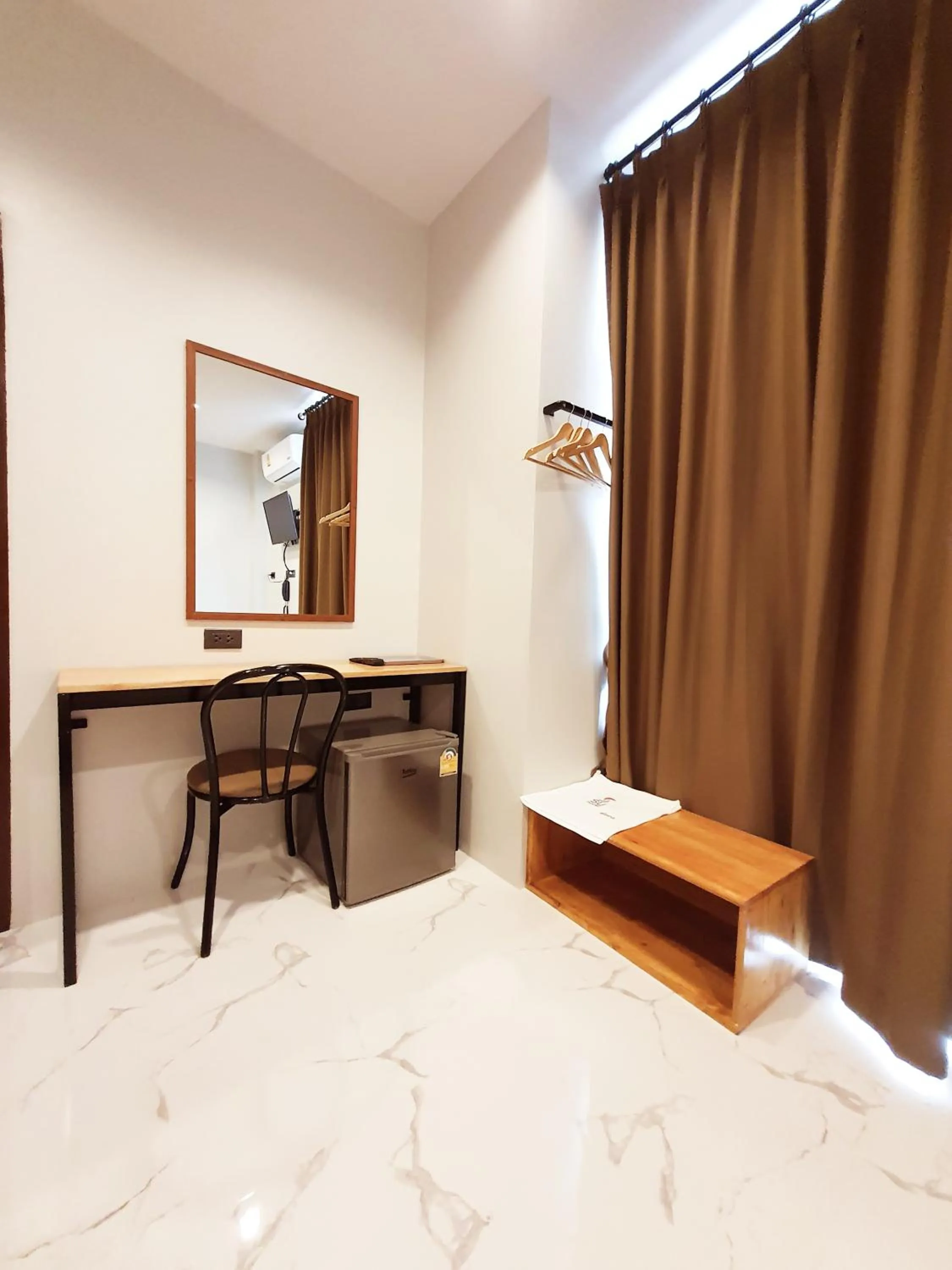 Seating area in SUhotel Suratthani