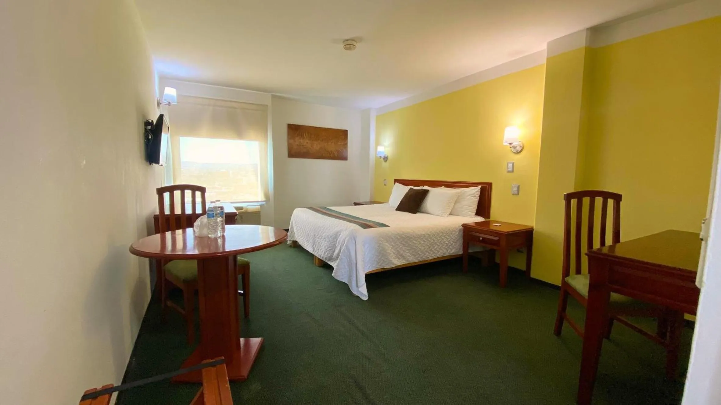 Bed in Hotel Enterprise Inn Poliforum