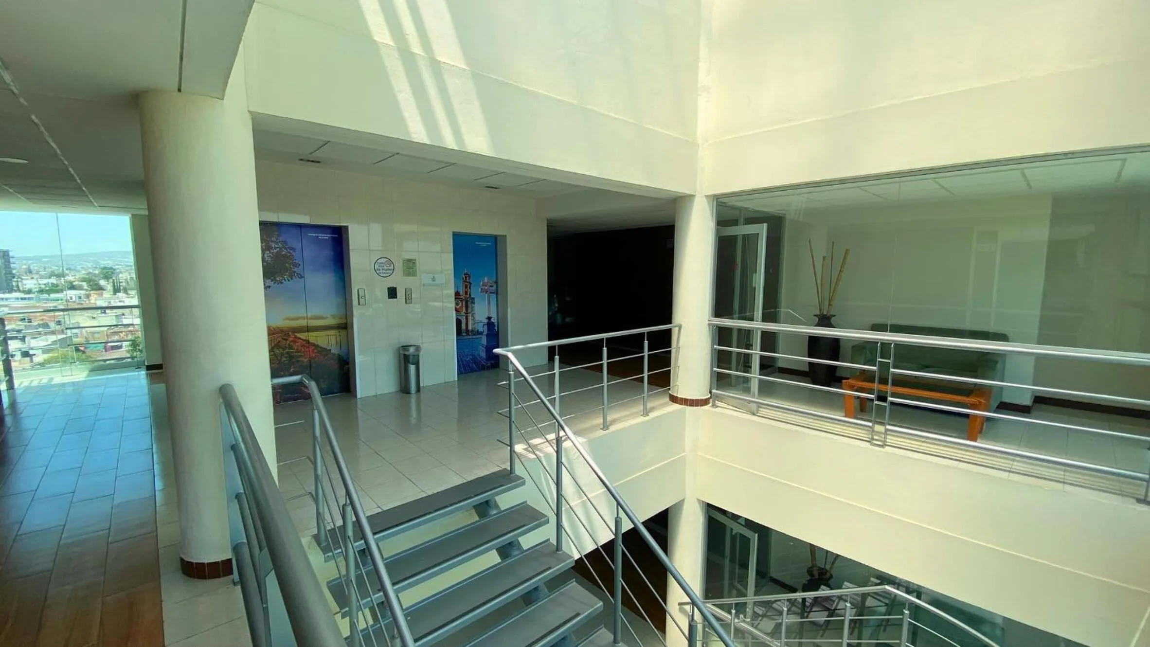 elevator in Hotel Enterprise Inn Poliforum