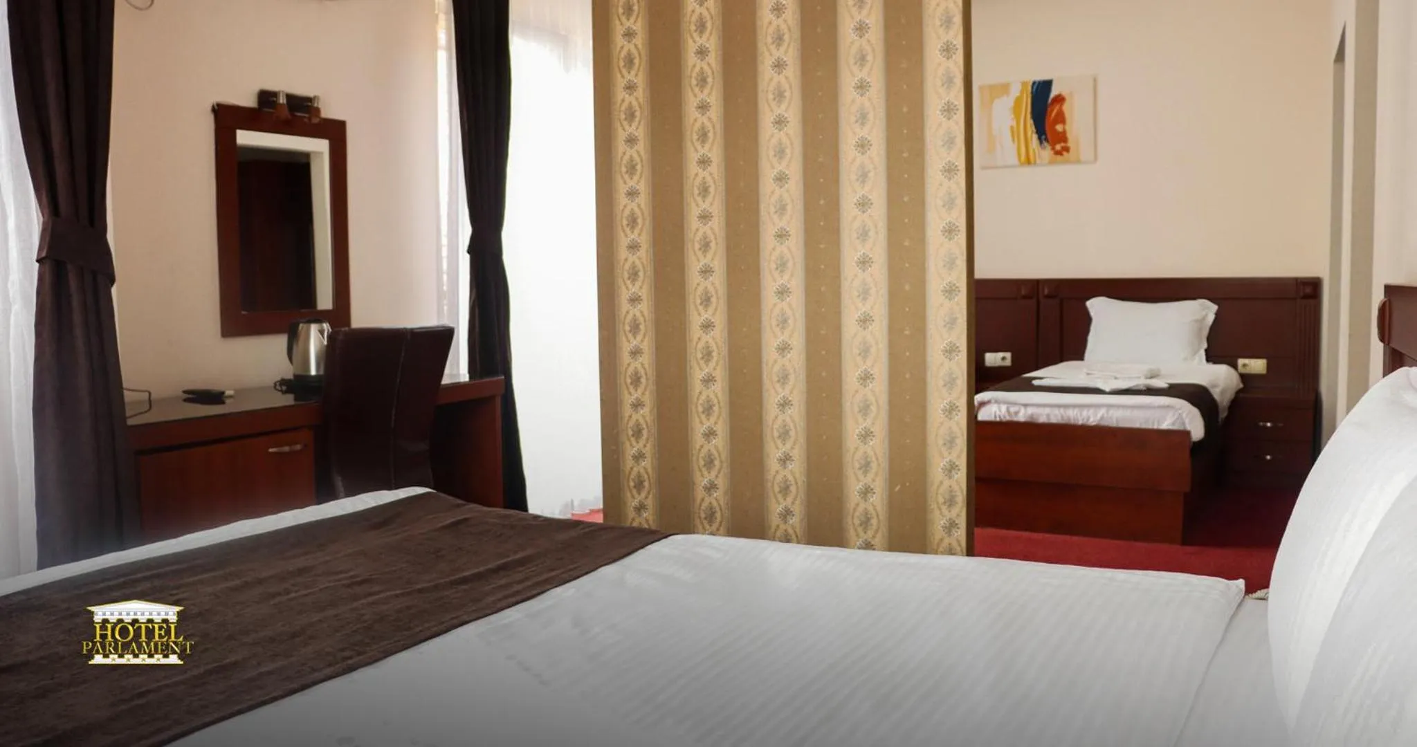 Bed in Hotel Parlament