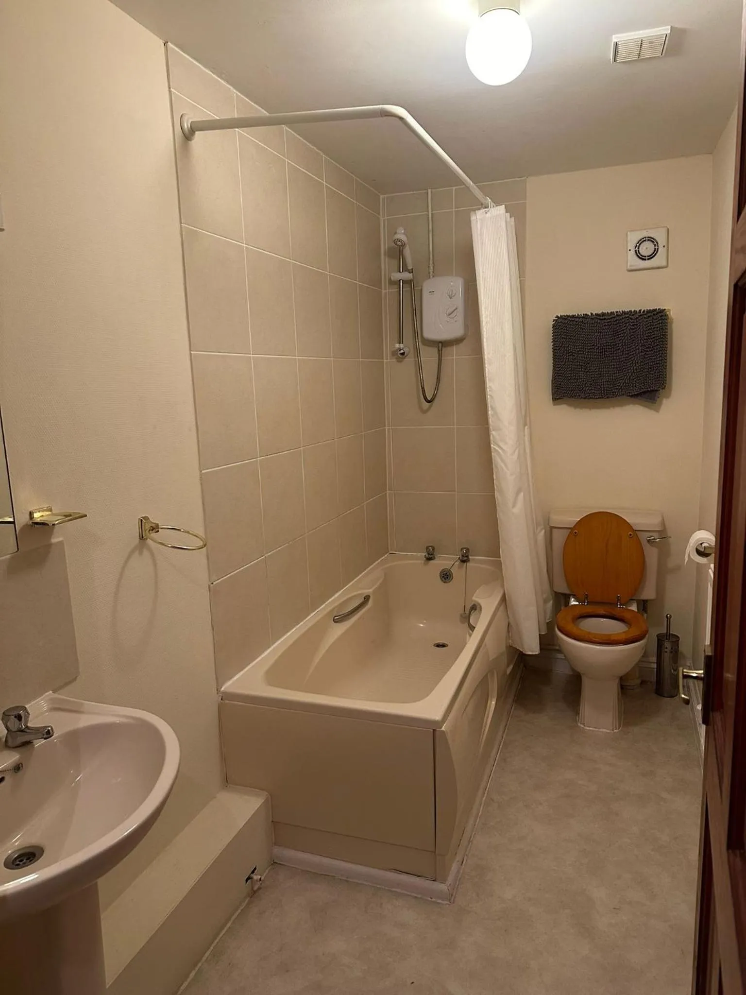 Bathroom in ROYAL OAK