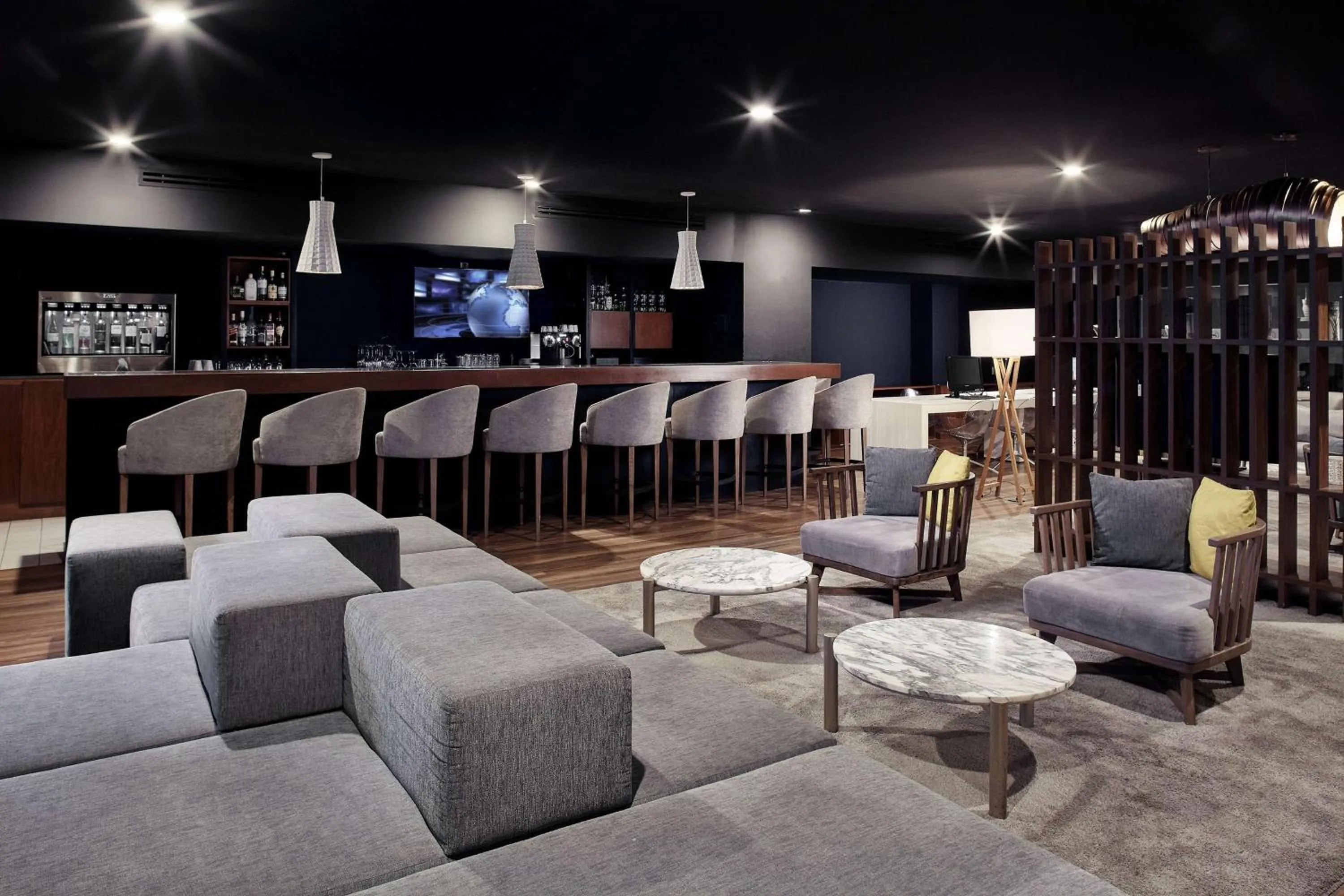 Lounge or bar in Wyndham Monterrey Ambassador Centro