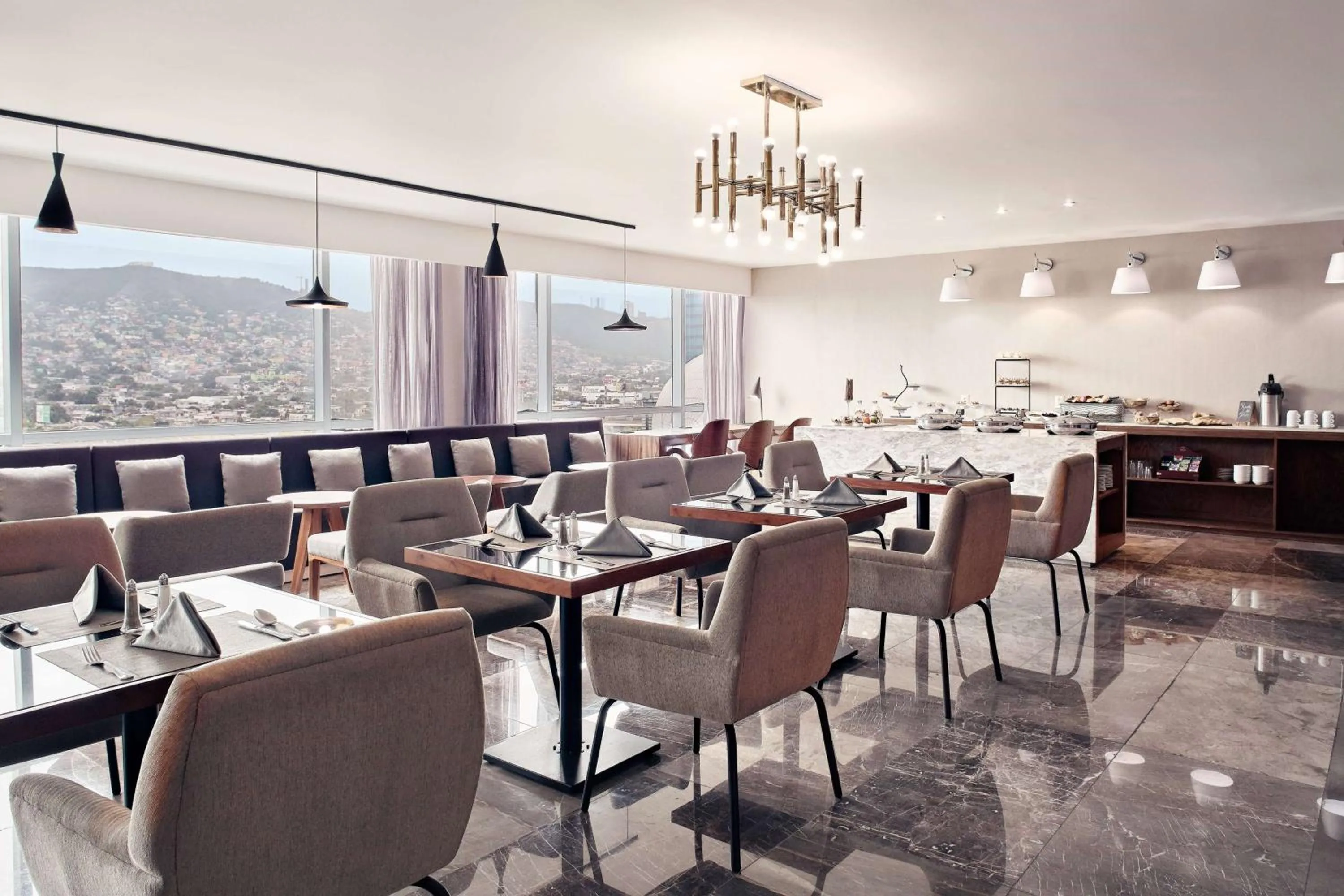 Restaurant/places to eat in Wyndham Monterrey Ambassador Centro