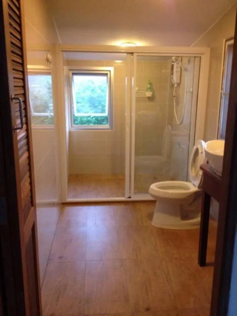 Bathroom in Jardin De Mangue Pakchong