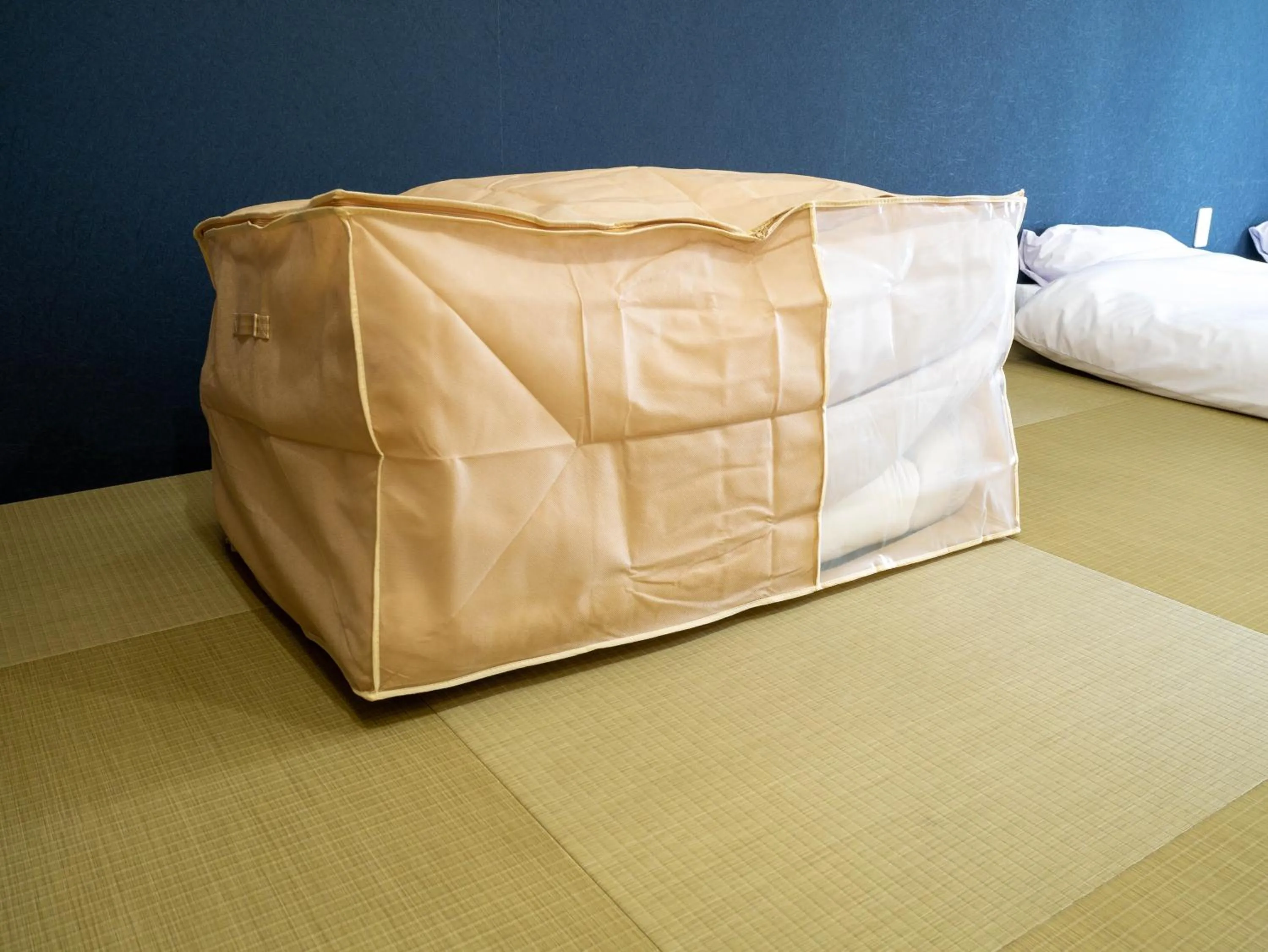 Bedroom in A.A.O BLDG. NAMBA