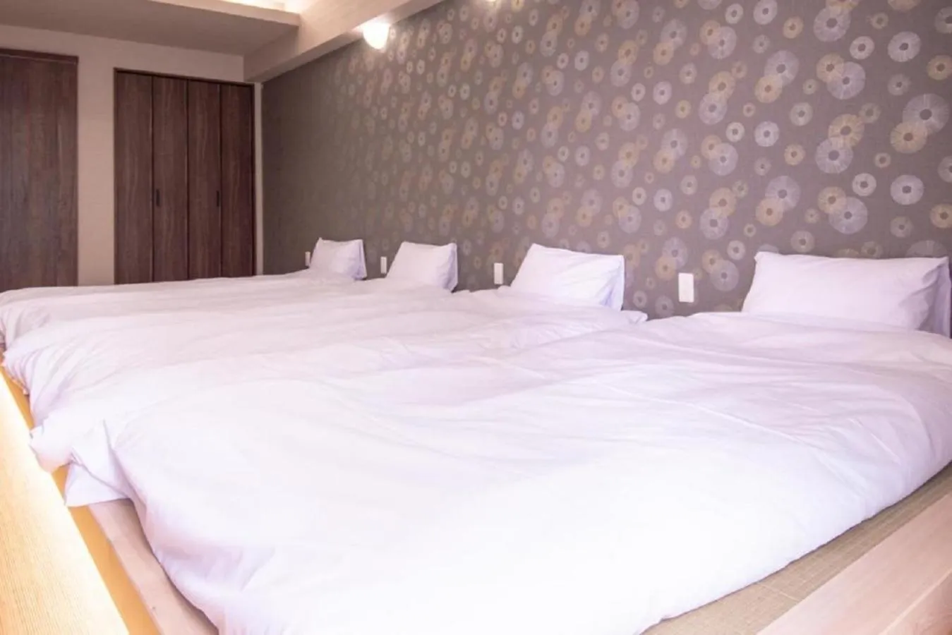 Bed in A.A.O BLDG. NAMBA