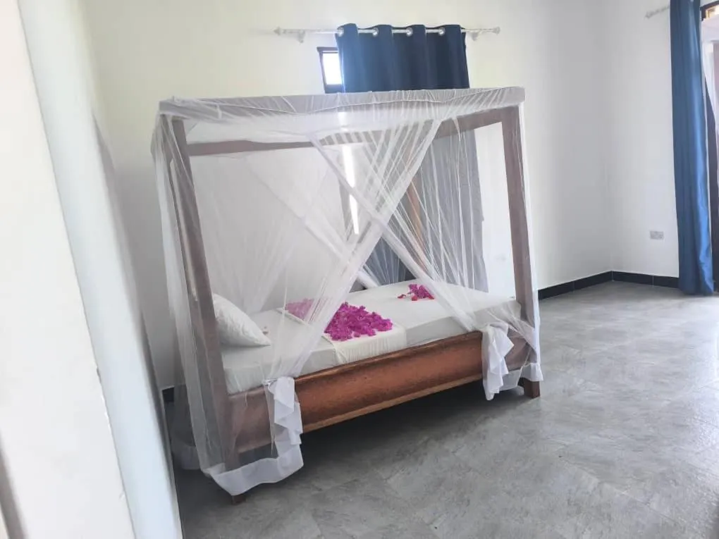 Bed in Majani Breeze