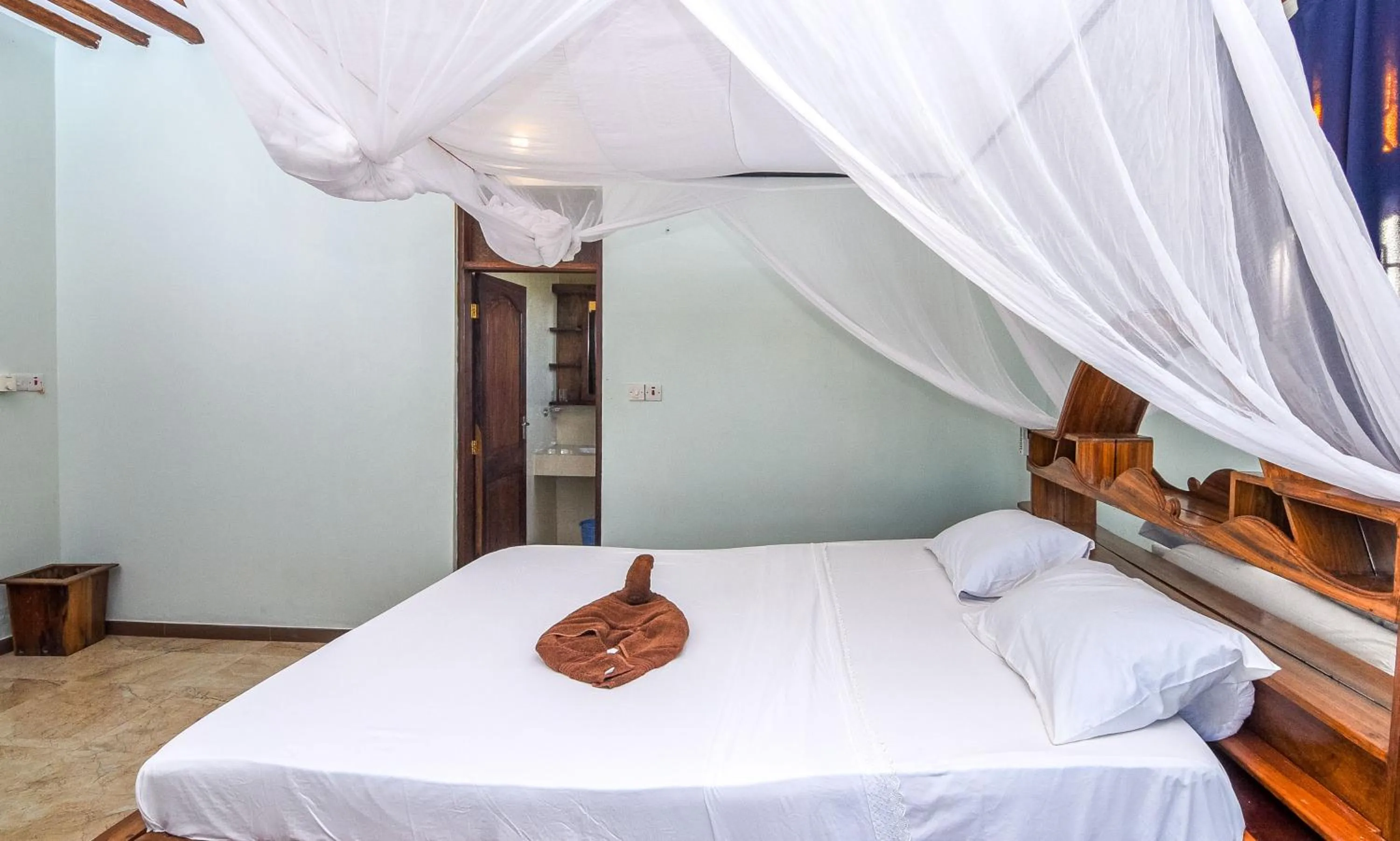 Bed in Majani Breeze