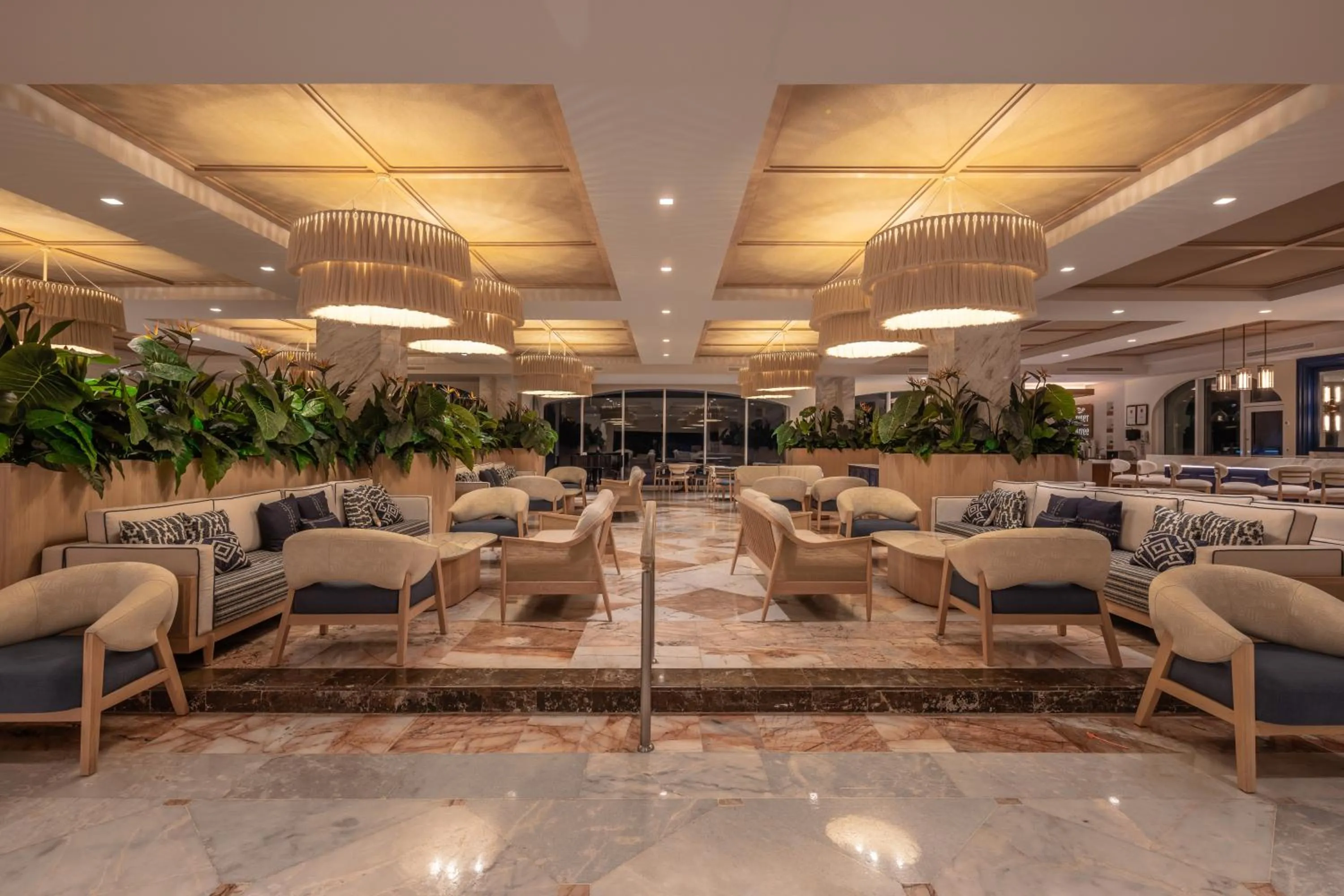 Living room in Cozumel Palace-All Inclusive