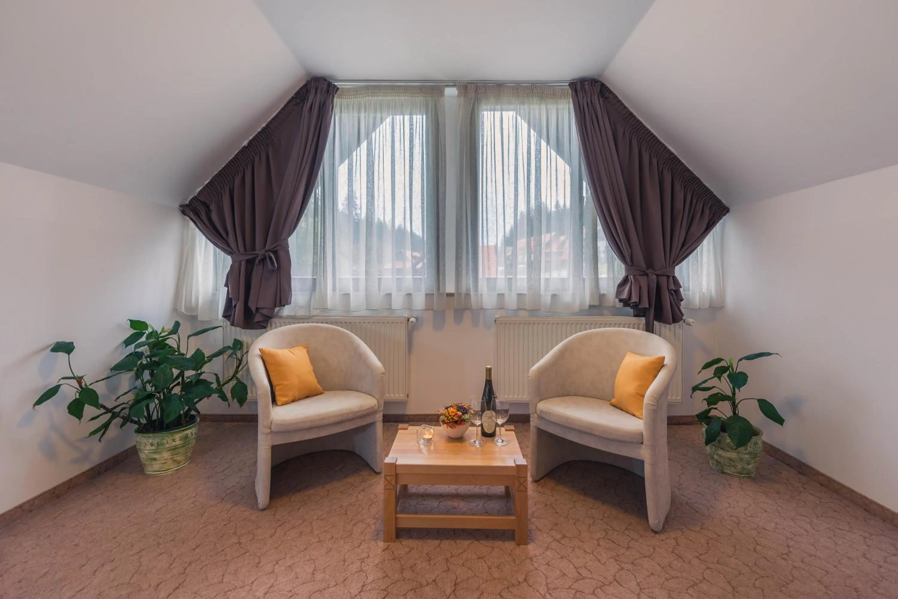 Seating area in Lobogo Resort