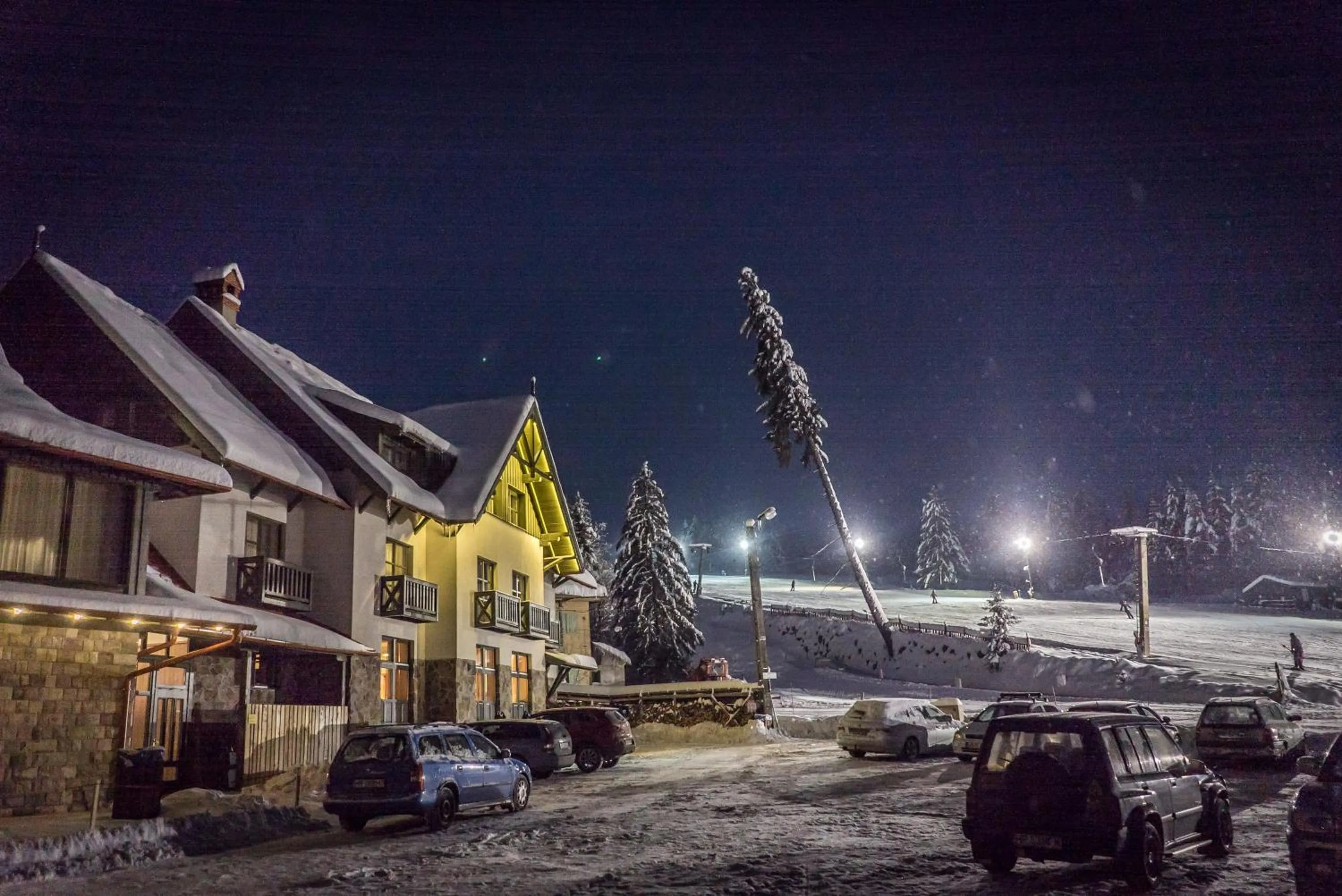 Property building in Lobogo Resort