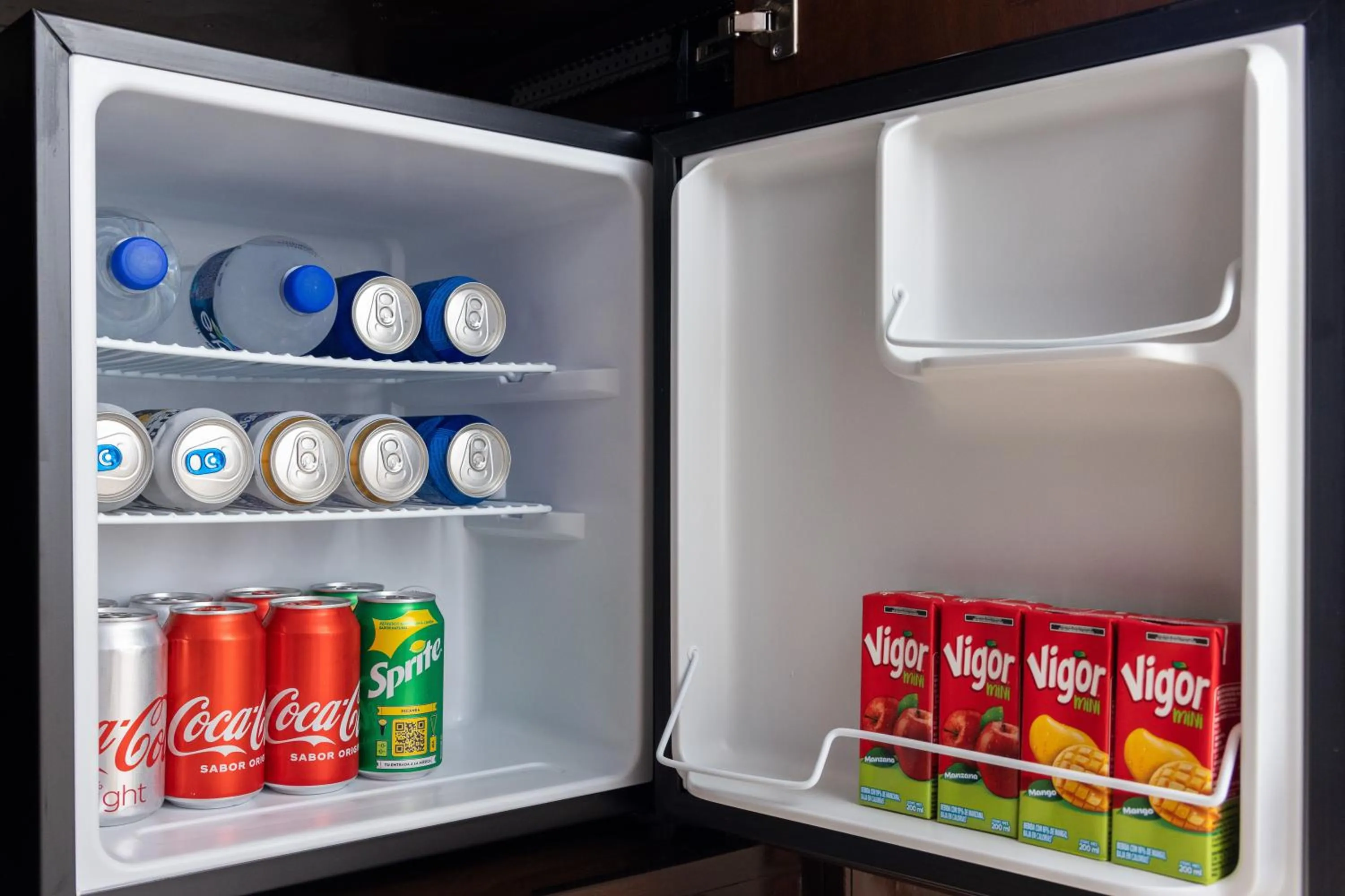 Superior Governor One Bedroom Suite Ocean View - King Size Bed in Moon Palace Cancun - All Inclusive