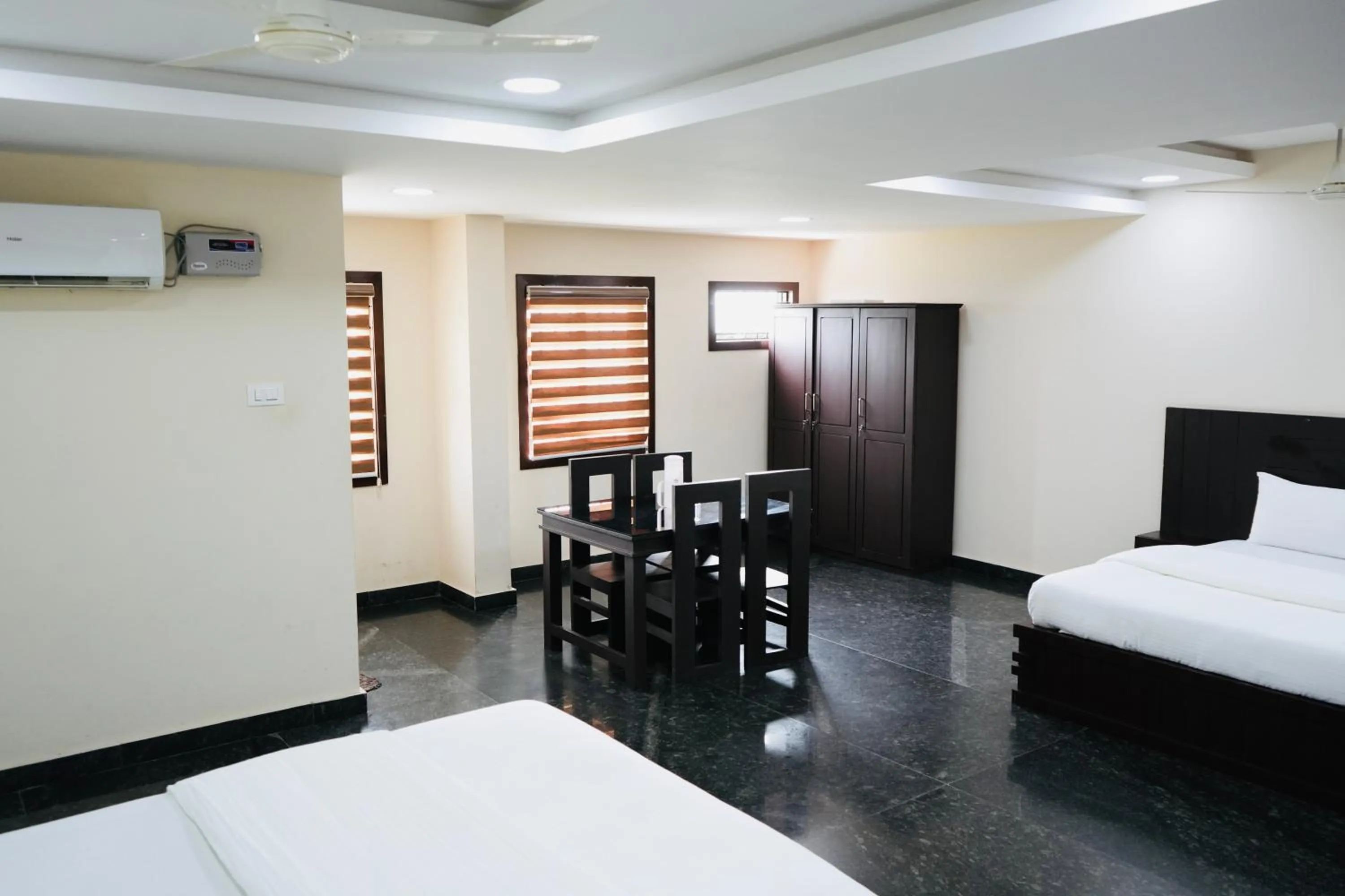 Bed in Kalanad Residency And Convention Centre