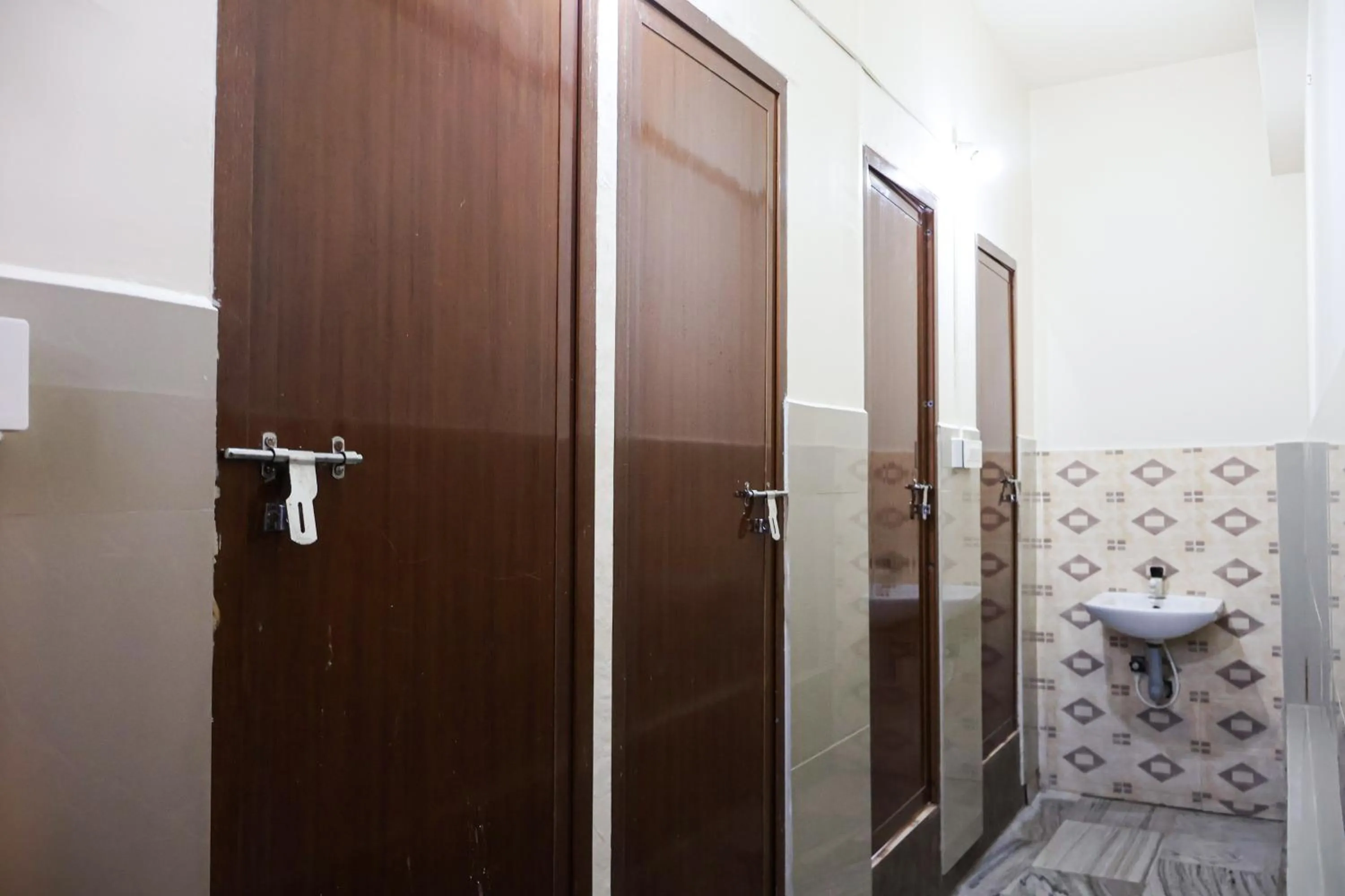 Kalanad Residency And Convention Centre