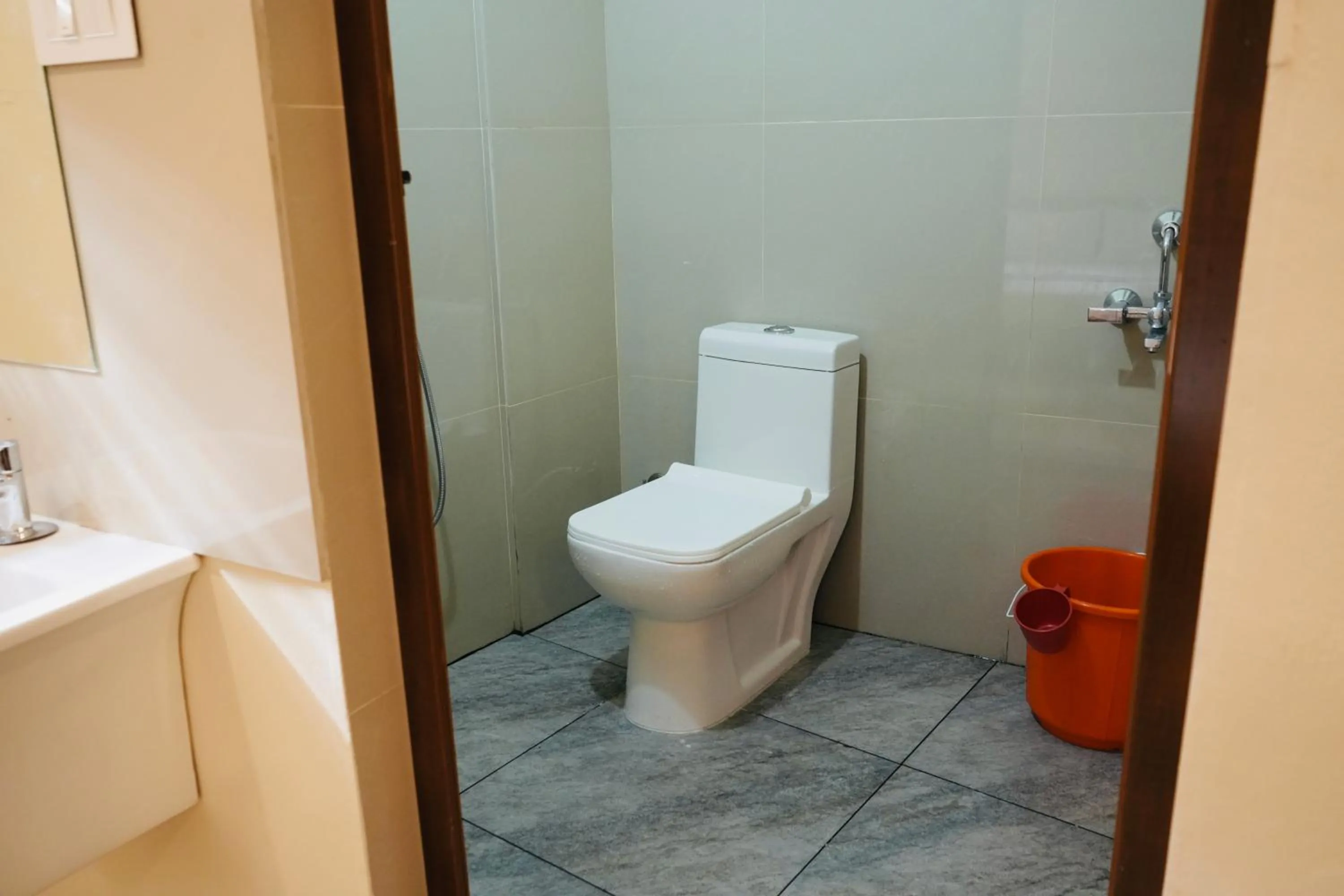 Toilet in Kalanad Residency And Convention Centre