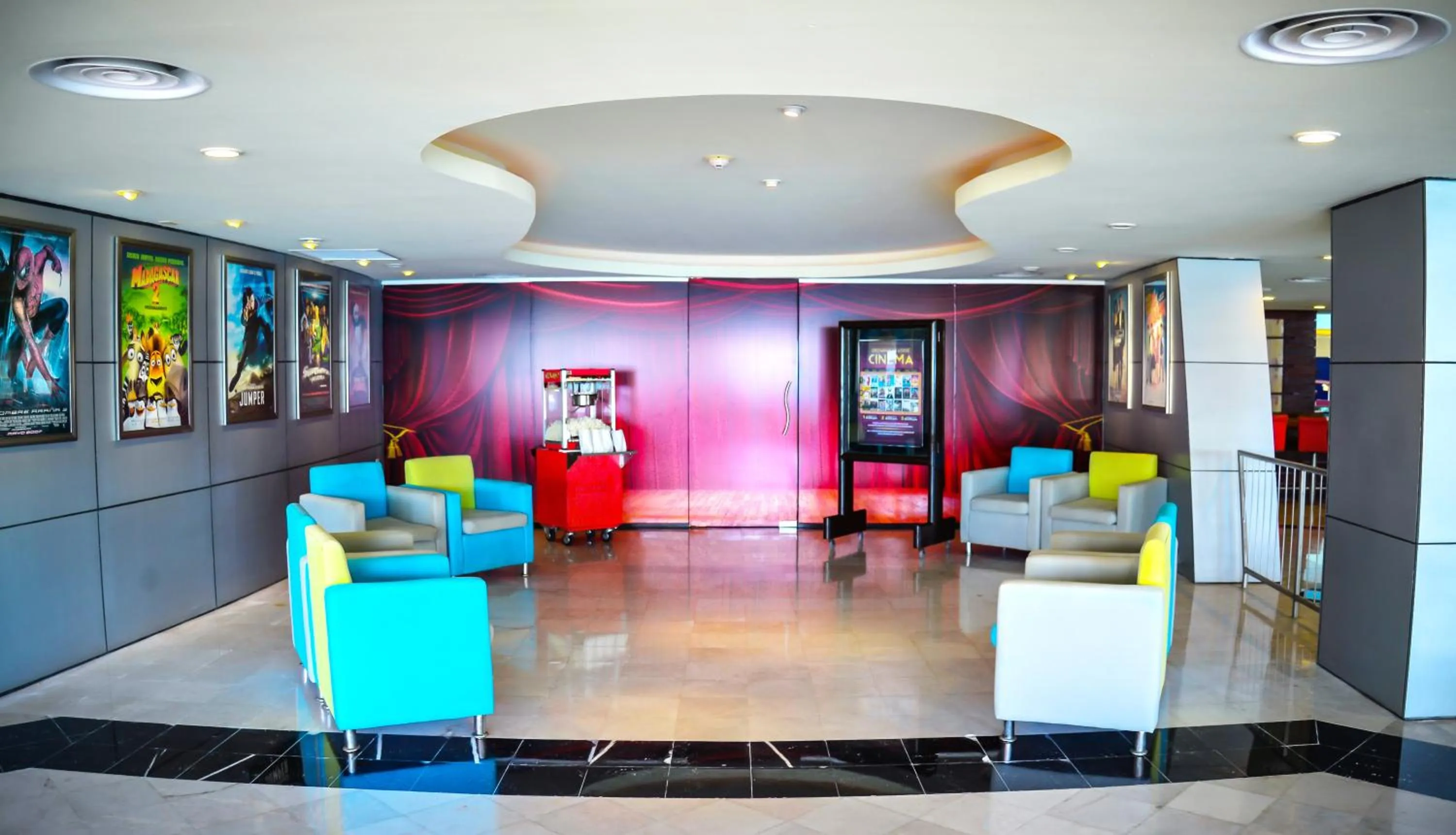 Lobby or reception in Crown Paradise Club Cancun - All Inclusive