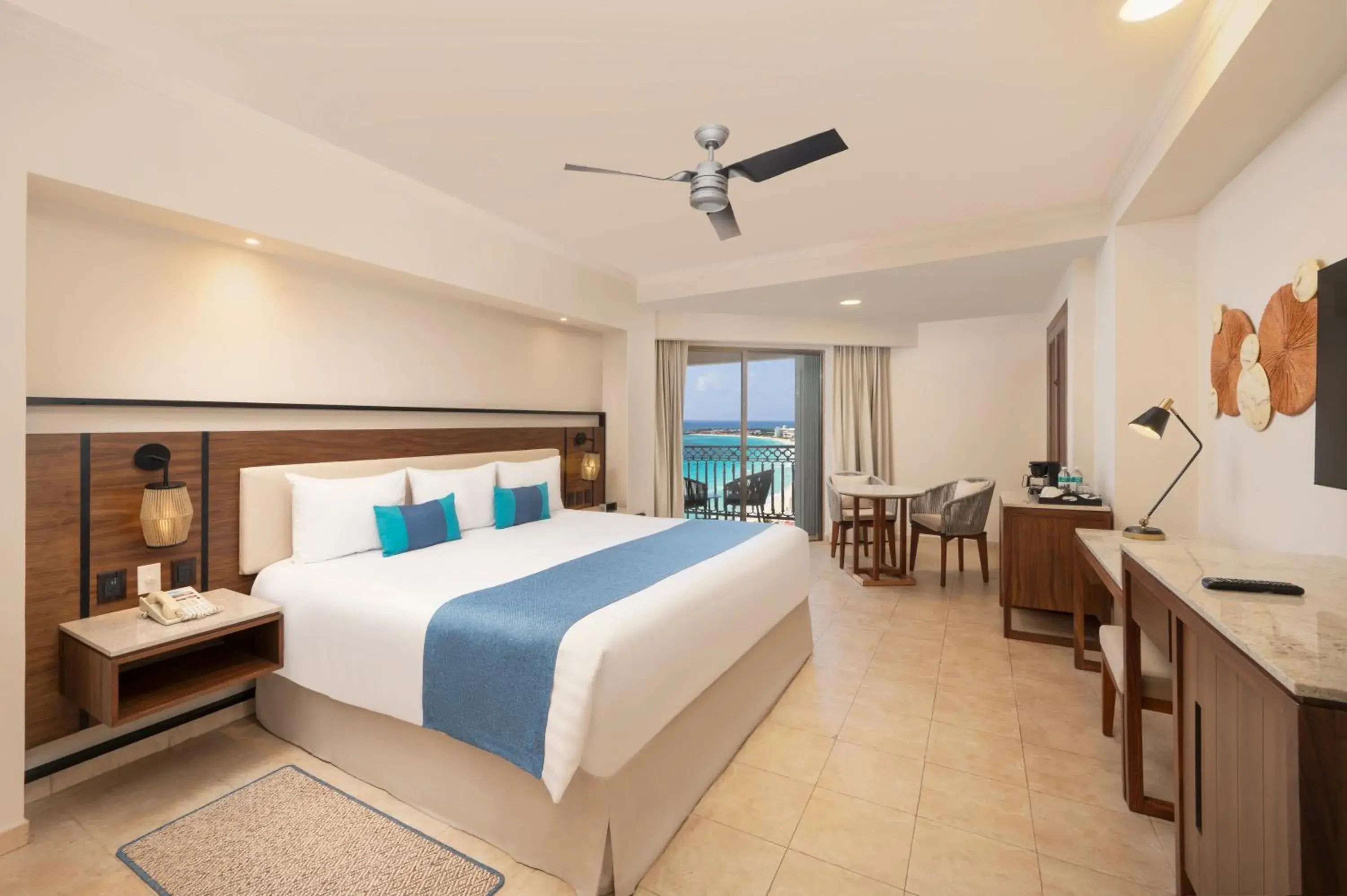 Deluxe Partial Ocean View Room - single occupancy in GR Solaris Cancun - All Inclusive Deluxe Partial Ocean View Room - single occupancy in GR Solaris Cancun - All Inclusive