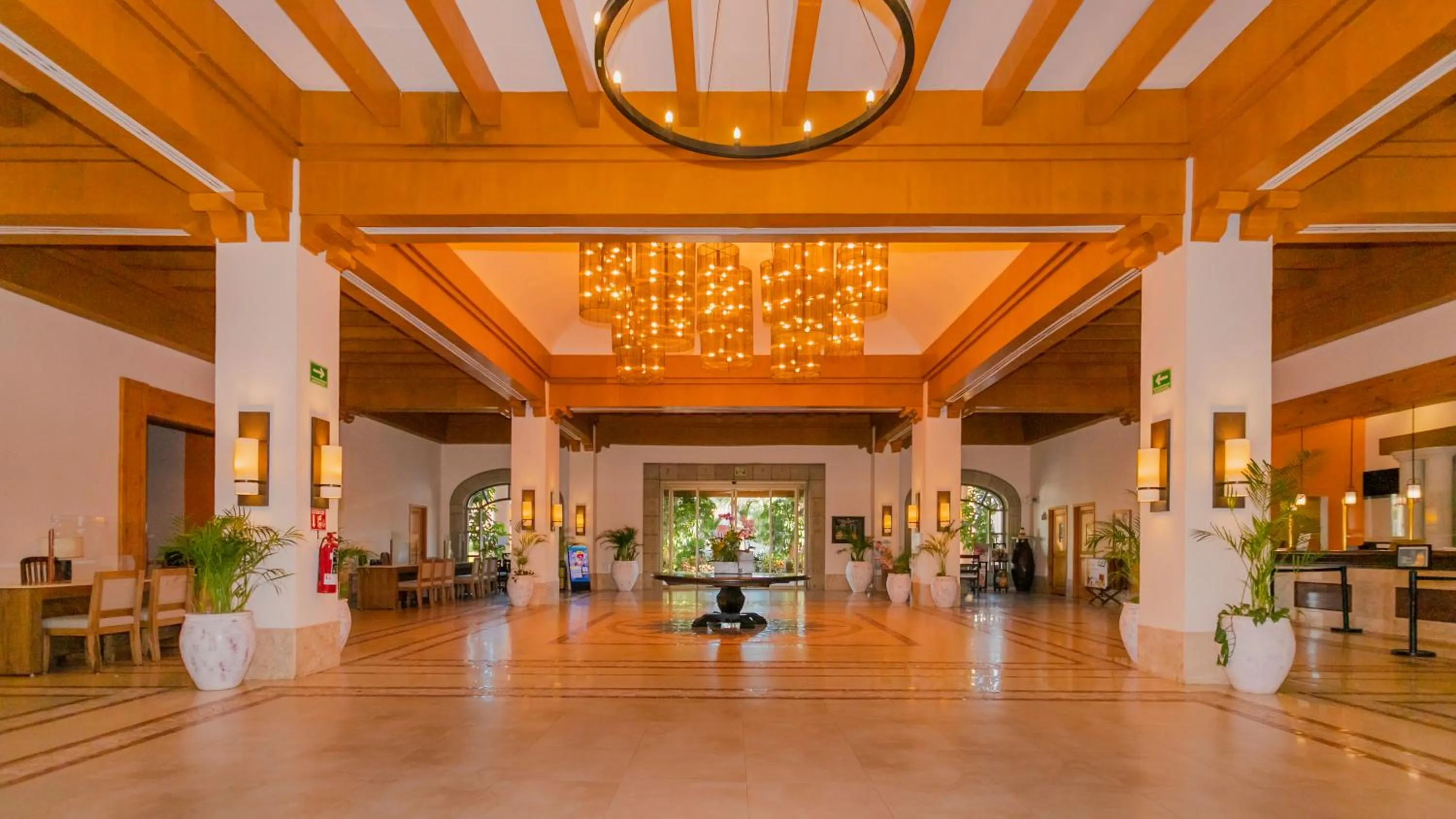 Lobby or reception in Royal Solaris Los Cabos - All Inclusive