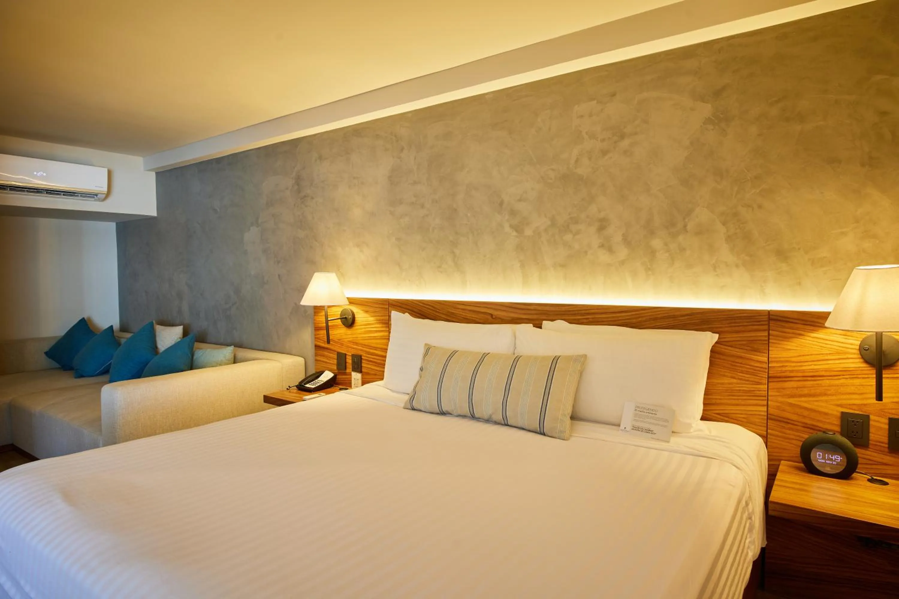 Bed in Emporio Mazatlan