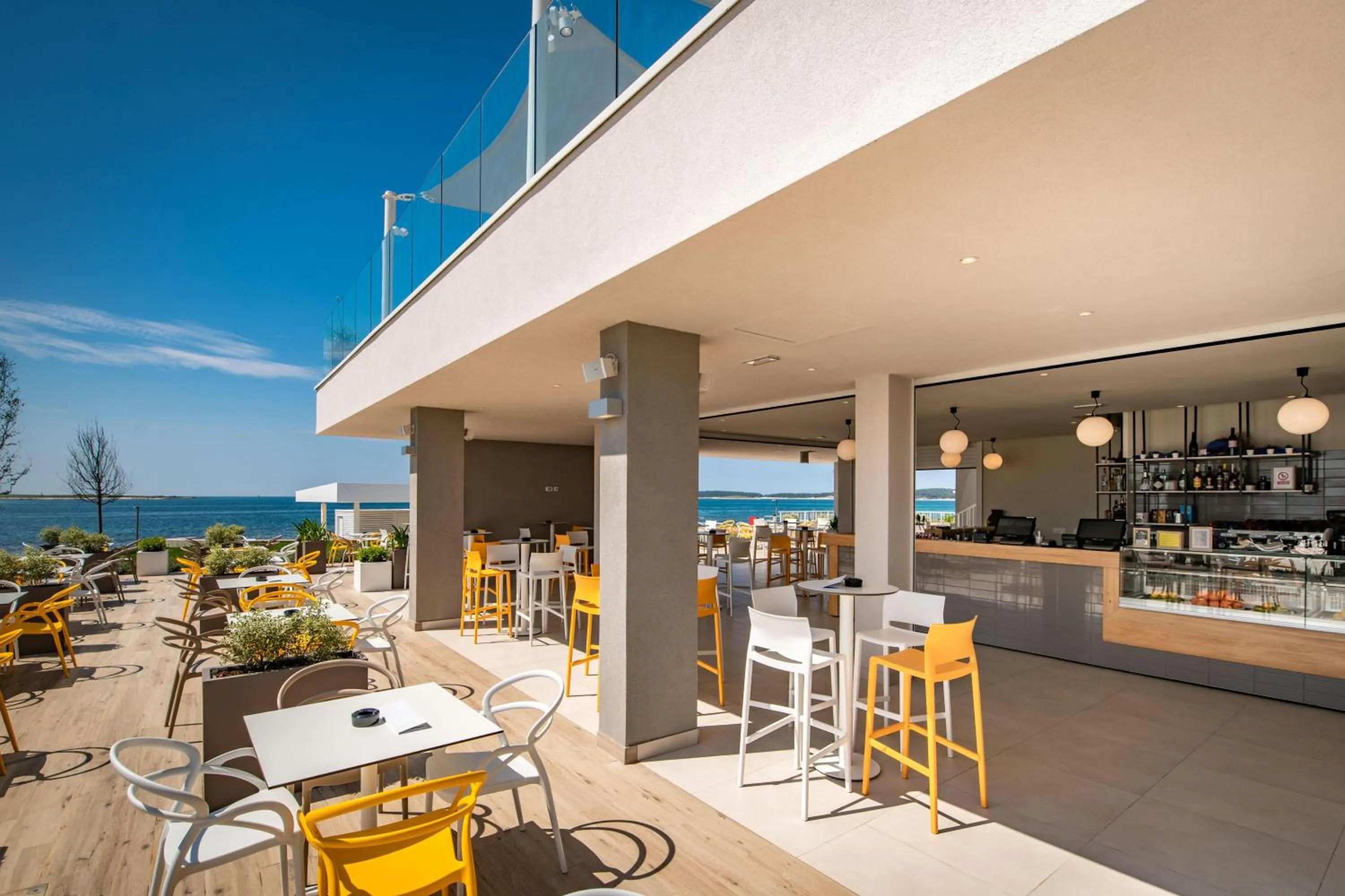 Lounge or bar in Kazela Apartments