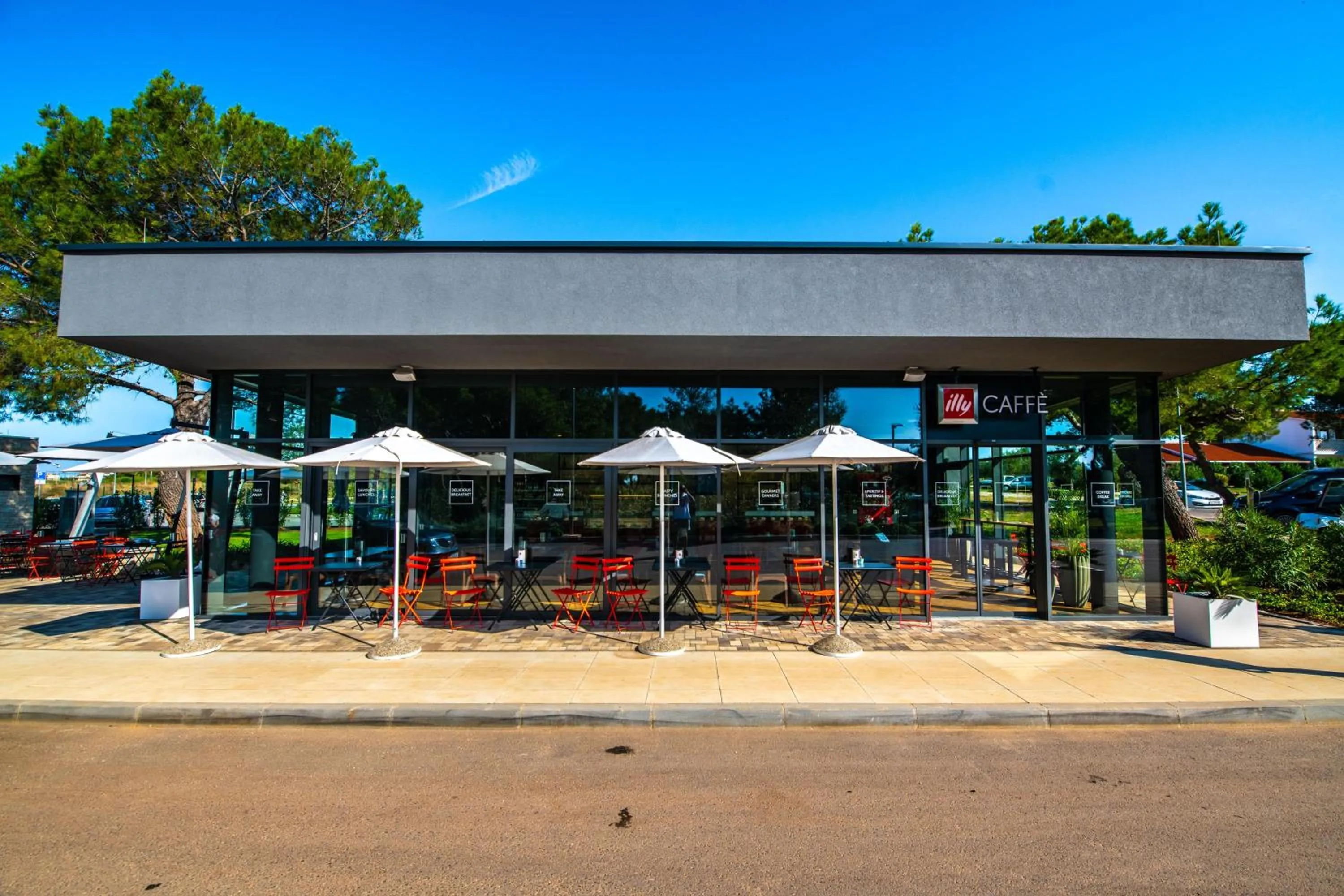 Lounge or bar in Kazela Apartments